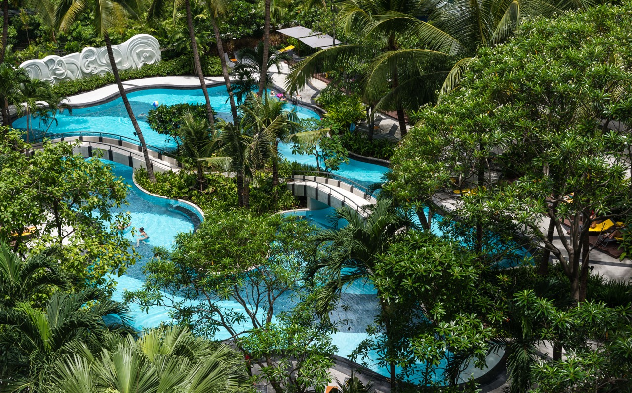 Day Pass with Pool Access & Food Credits at Flow Oasis Pool Lounge, Bangkok