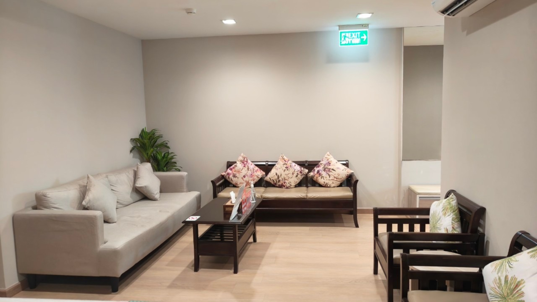 曼谷spring massage抓筋理療按摩（澎蓬店）