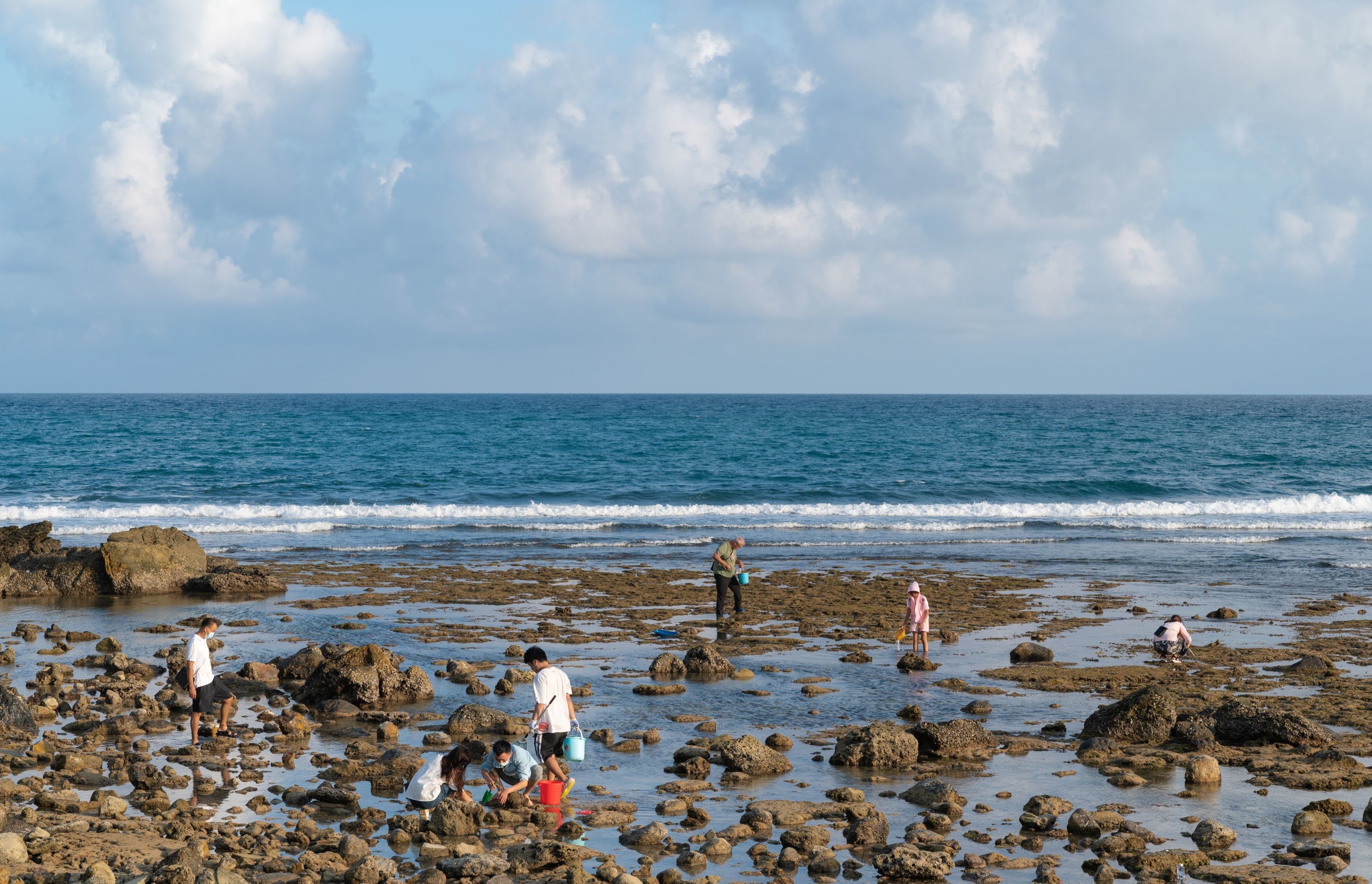 Sanya Xiaodonghai Half-Day Interactive Nature Experience