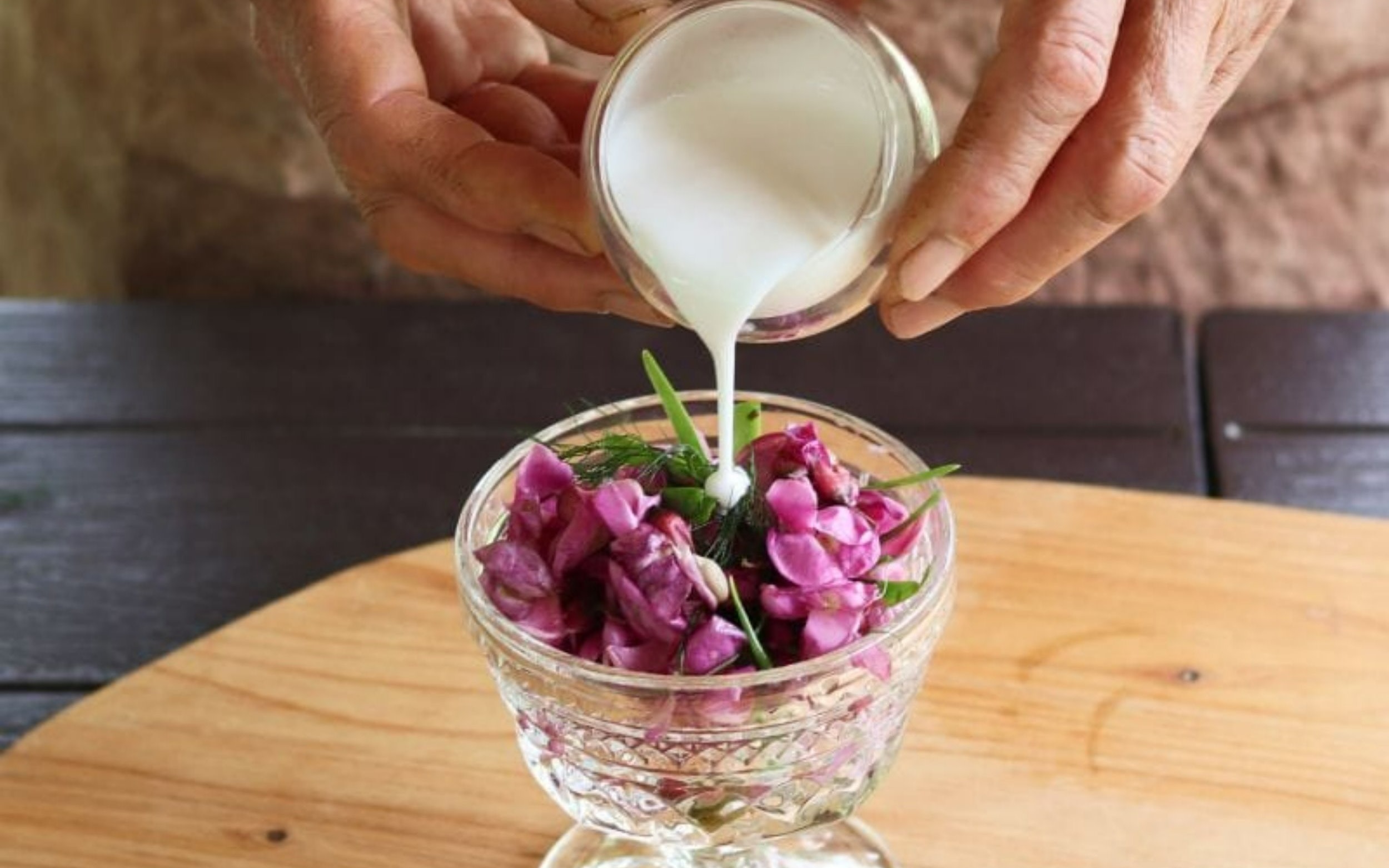 Live Like a Local: Herbal Oil Workshop & Farm Lunch