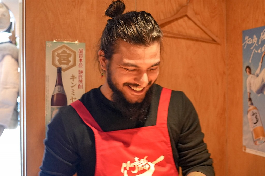 與專業廚師一起學習製作京都拉麵和煎餃