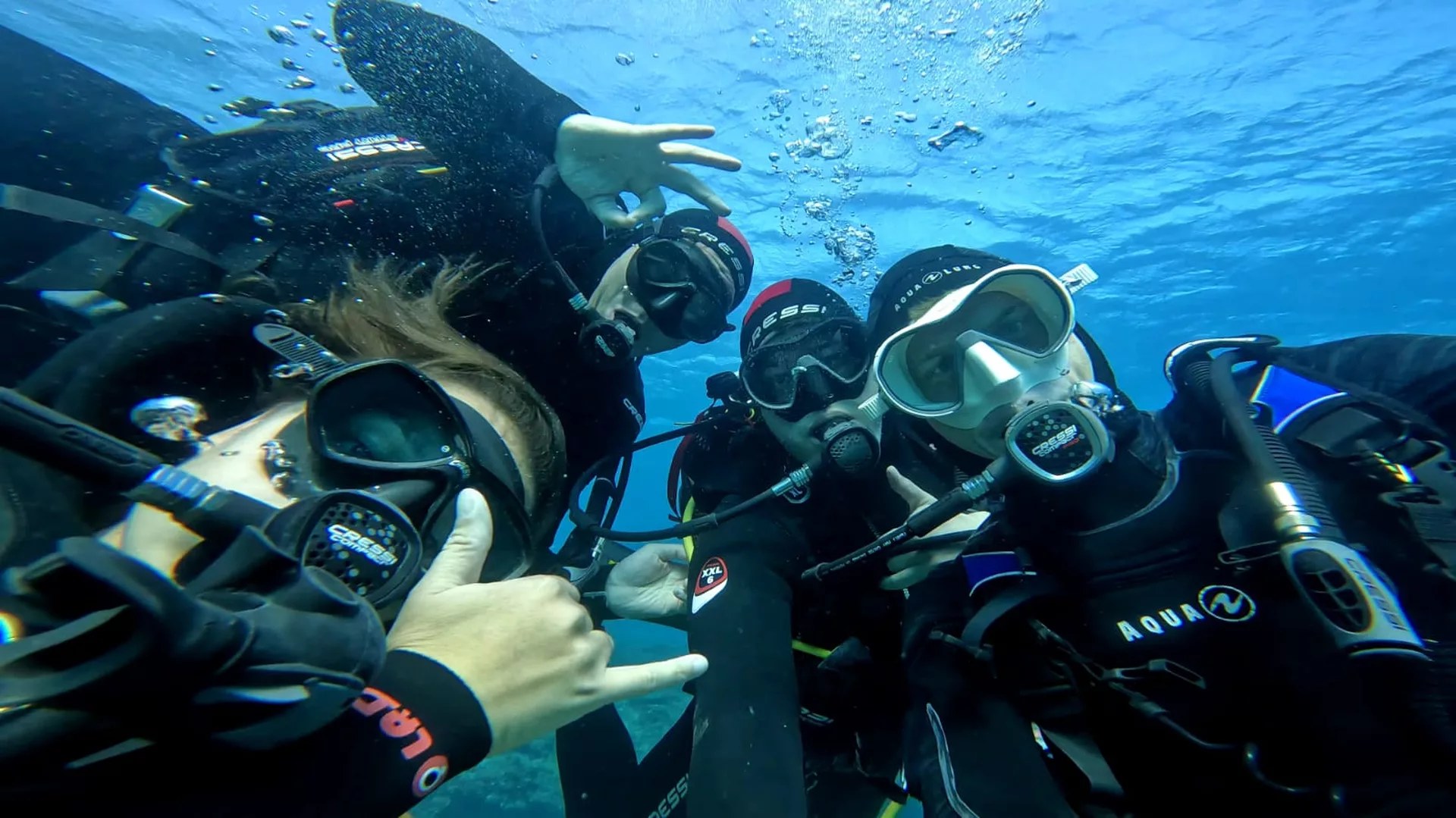 探索大加那利島的深處：PADI 5* 中心的高級課程