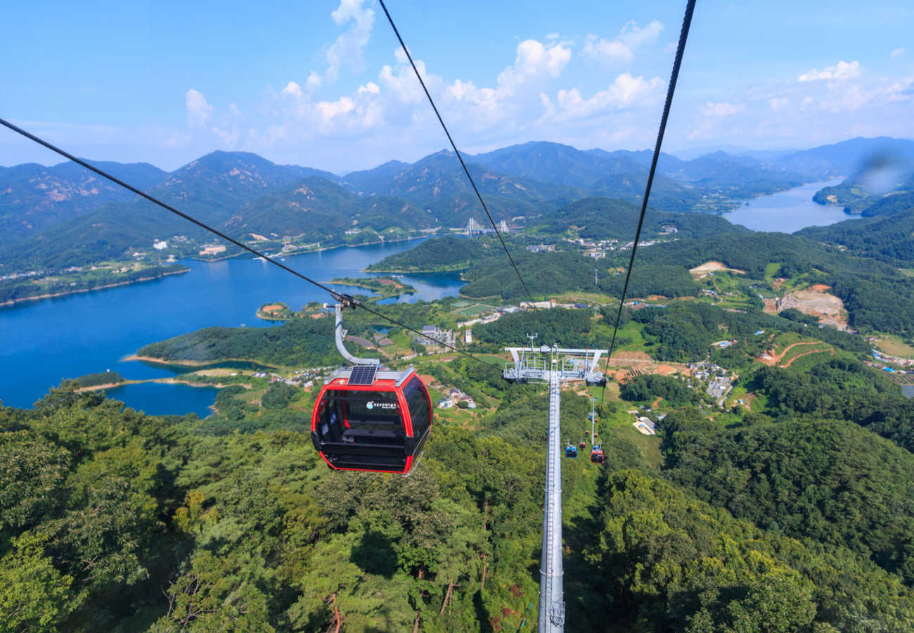 Cheongpung Lake Cable Car