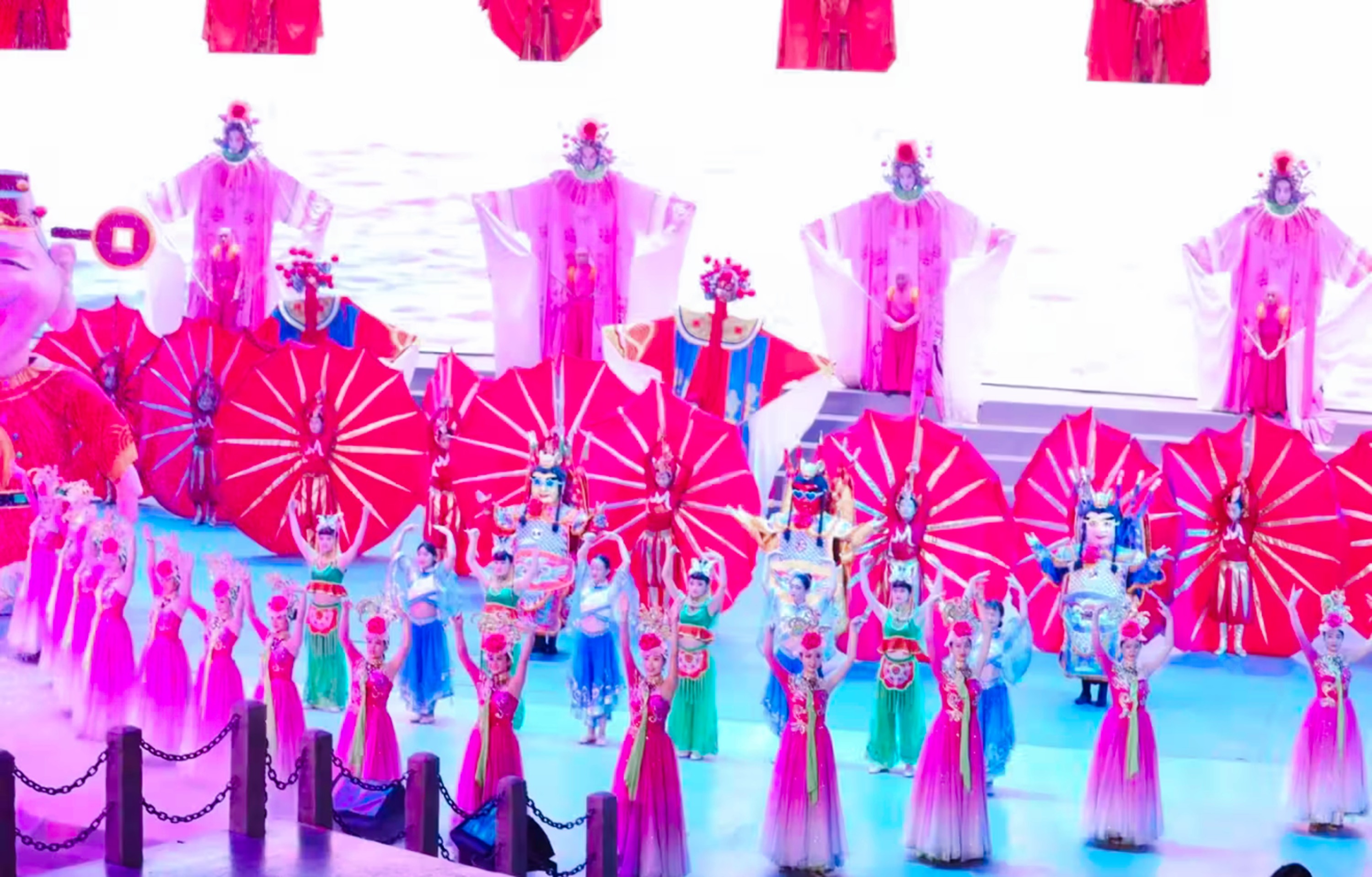 廈門老院子景區門票&超大型360度移動座椅室內實景演藝秀《閩南傳奇》演出票