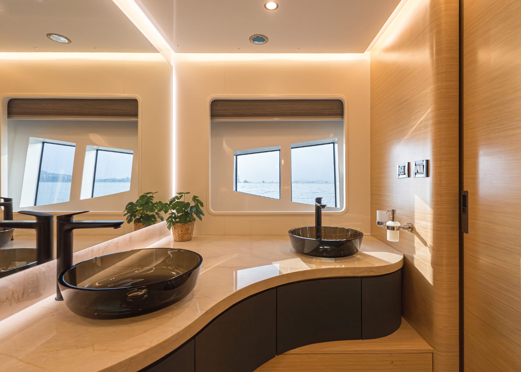 MY Legend Private Yacht Charter in Singapore