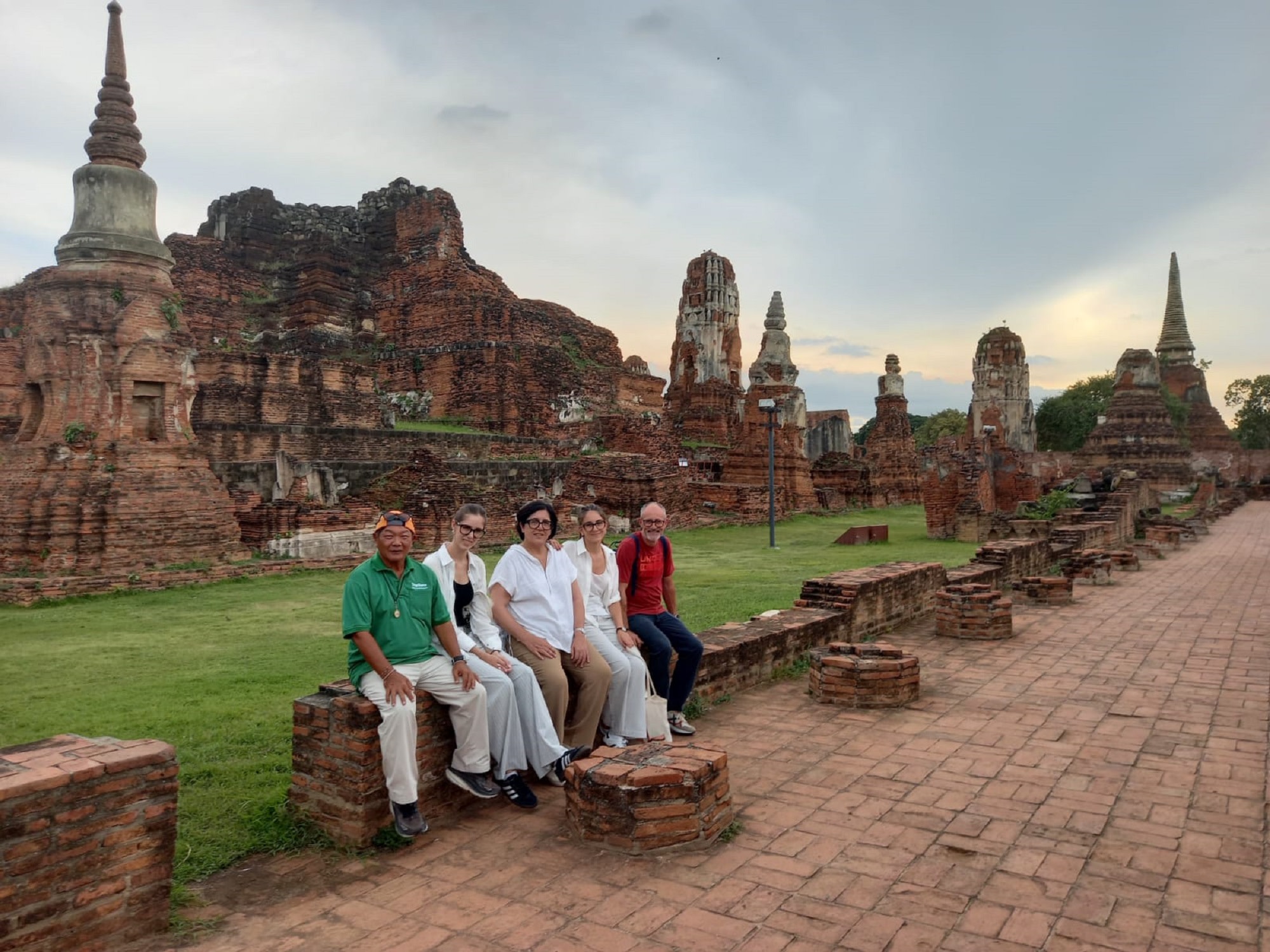 Ayutthaya Historical Park & Bang Pa-In Royal Palace Full-Day Tour