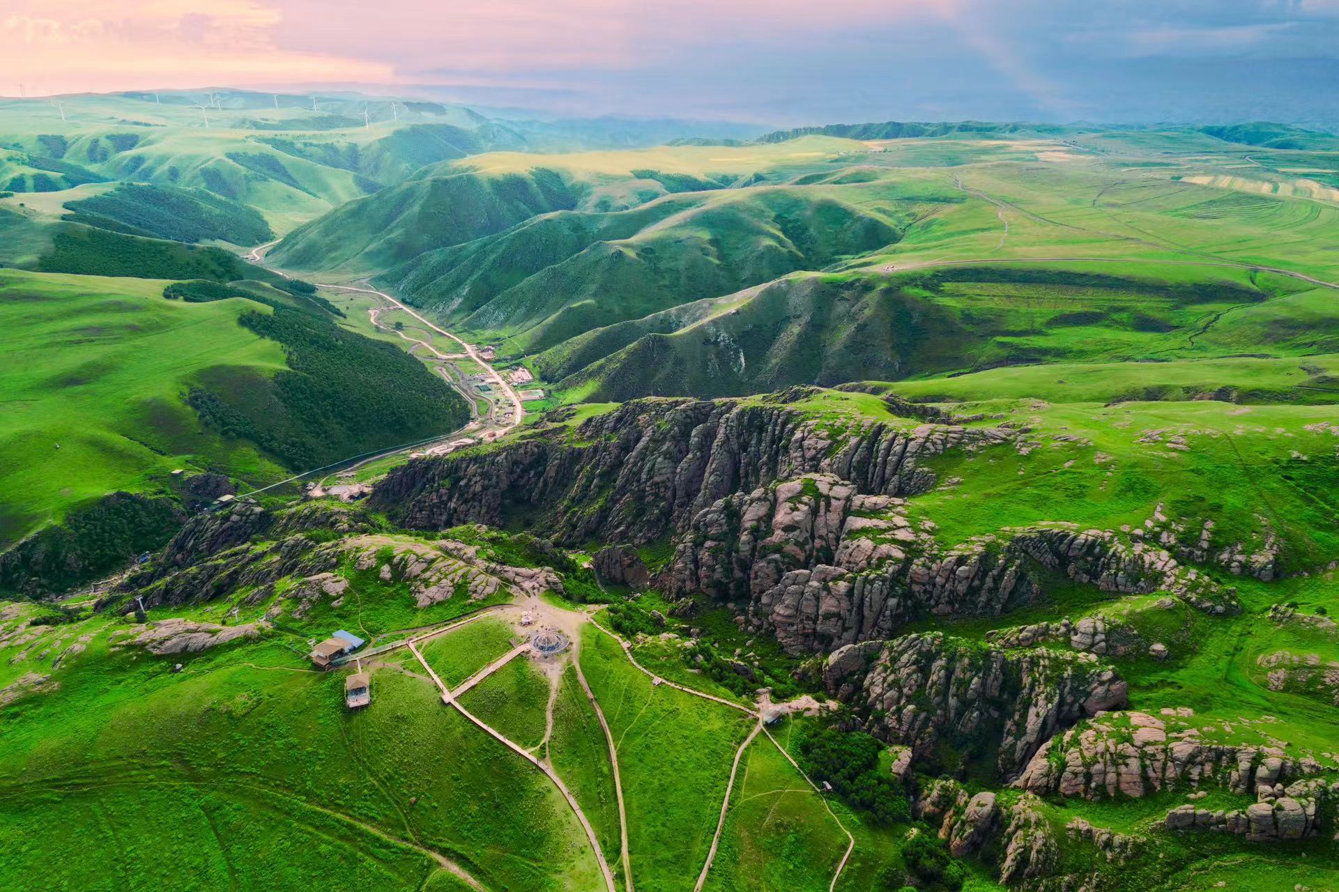 Private Day Tour to Huitengxile Grassland and Huanghuagou Scenic Area, Inner Mongolia (From Hohhot)