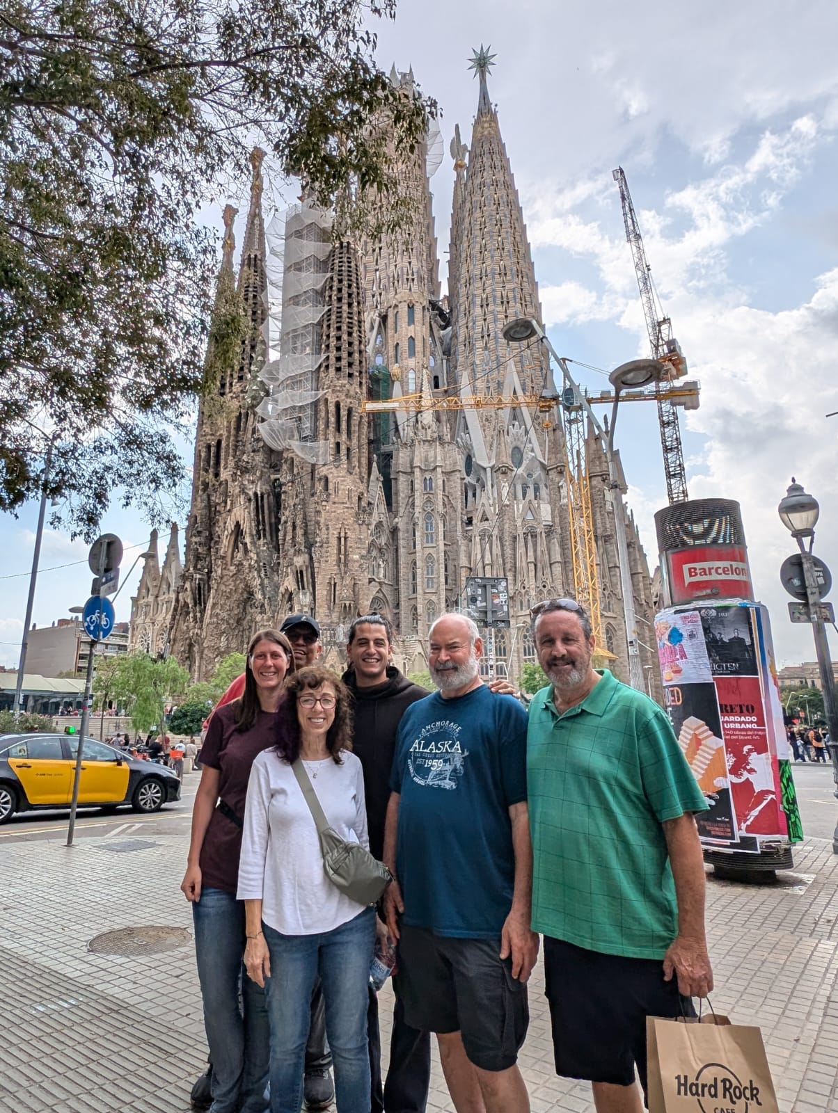 巴塞羅那 (Barcelona) 聖家堂 (Sagrada Familia) 半日遊（酒店接送）