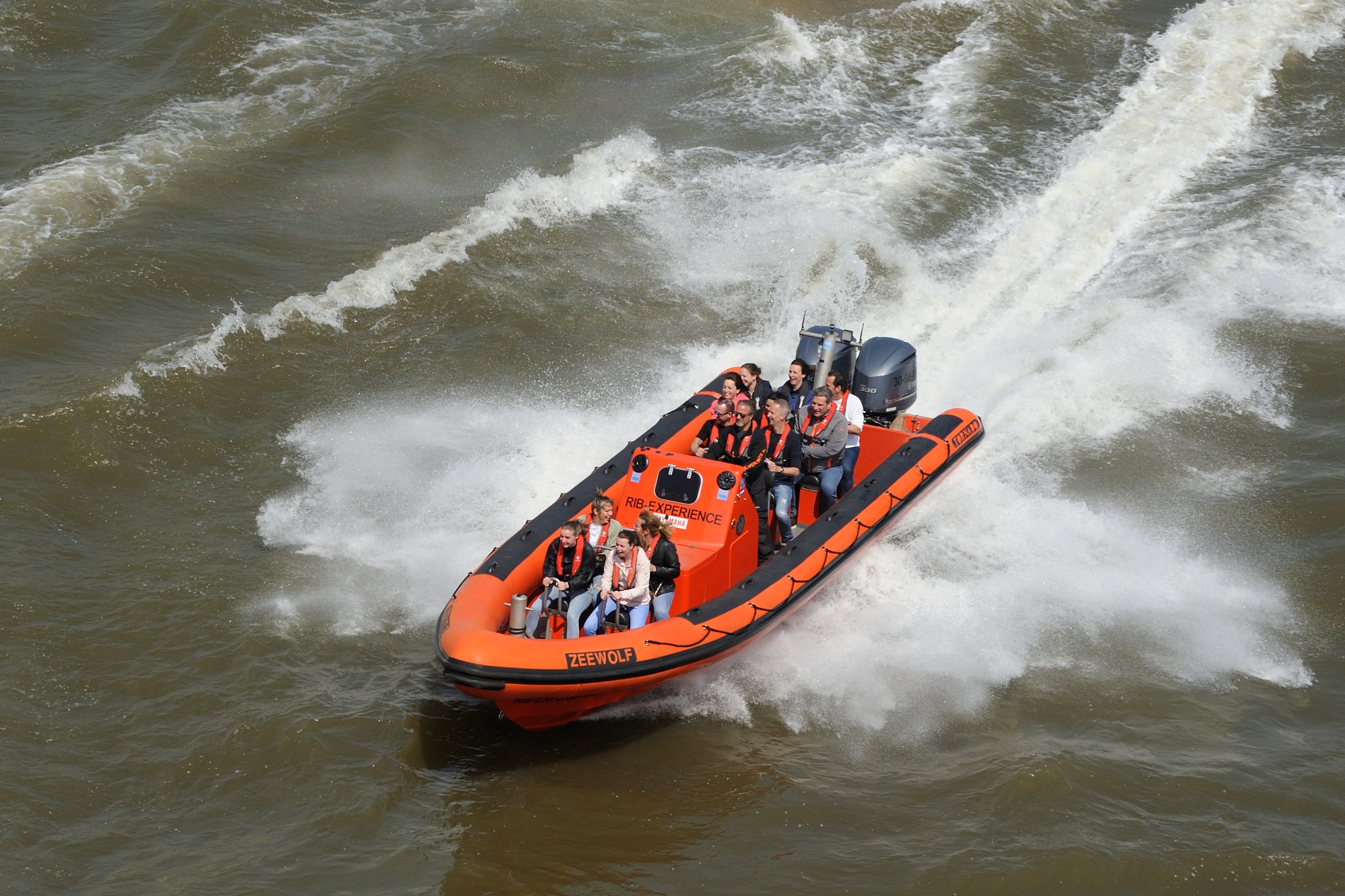 Rotterdam: RIB Speedboat Sightseeing Cruise