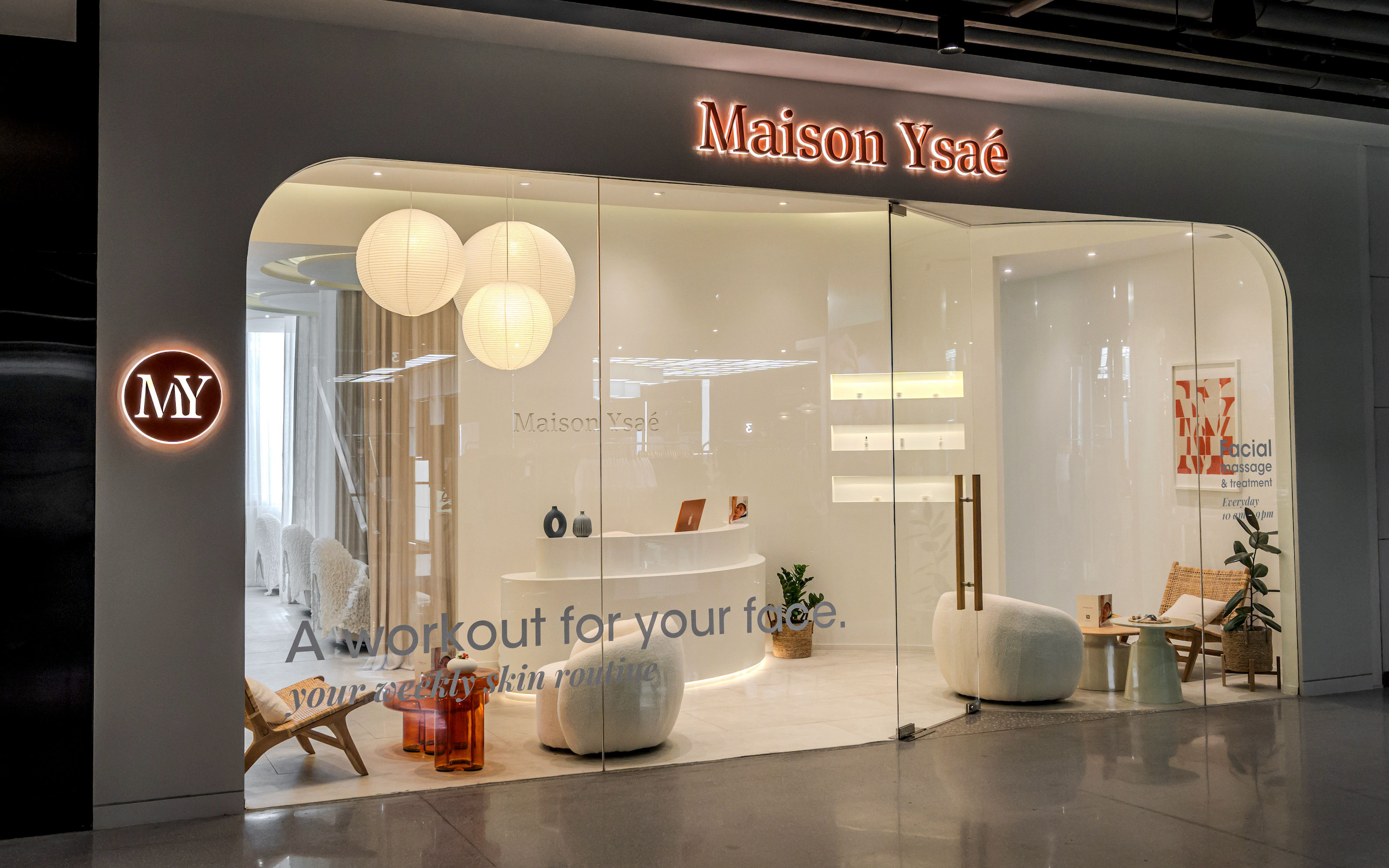 Maison Ysae at Gaysorn Amarin in Bangkok