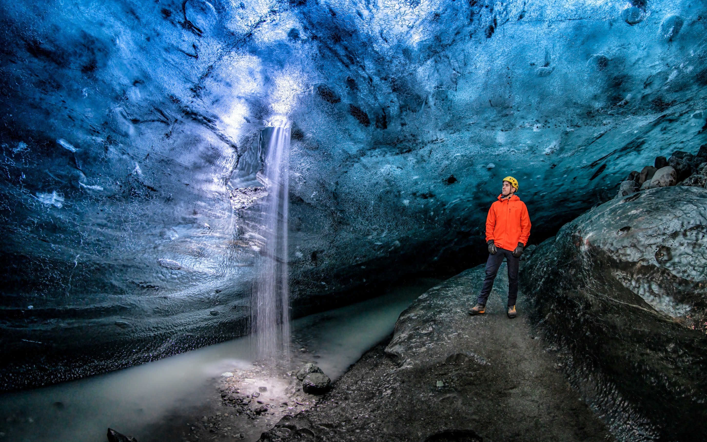 Crystal Ice Cave Tour from Jokulsarlon Glacier Lagoon