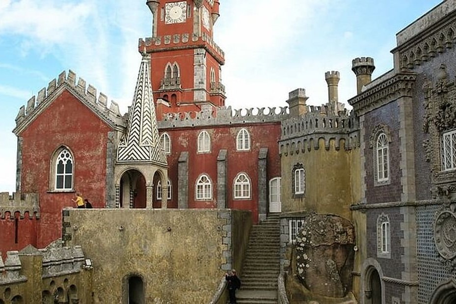 Pena Palace Visit and Sintra Day Tour from Lisbon