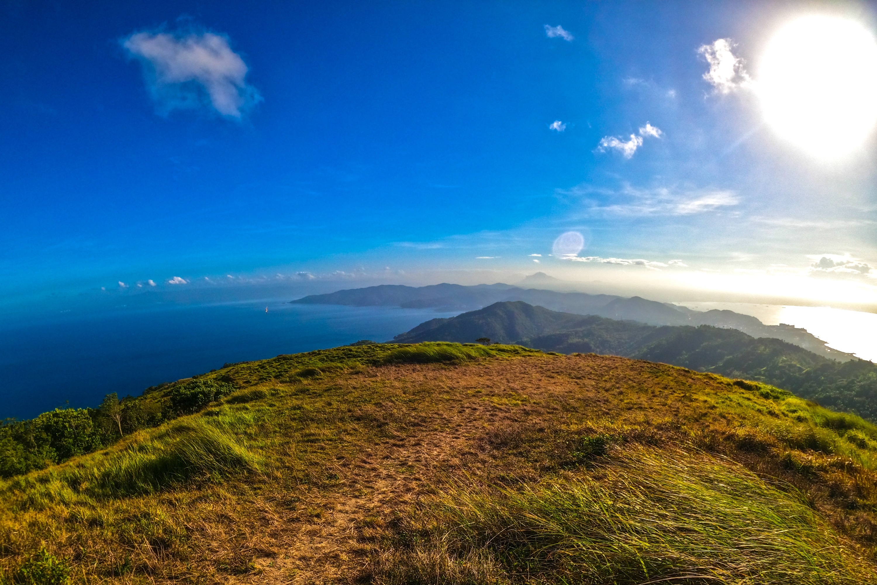 Mt. Gulugod Baboy + Anilao Beach Hiking Tour from Manila