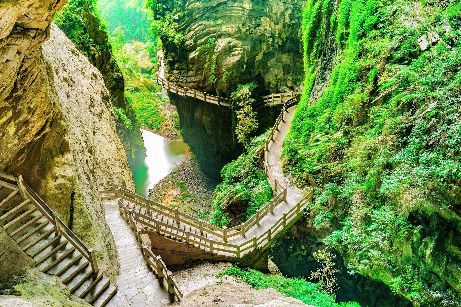 龍水峽地縫