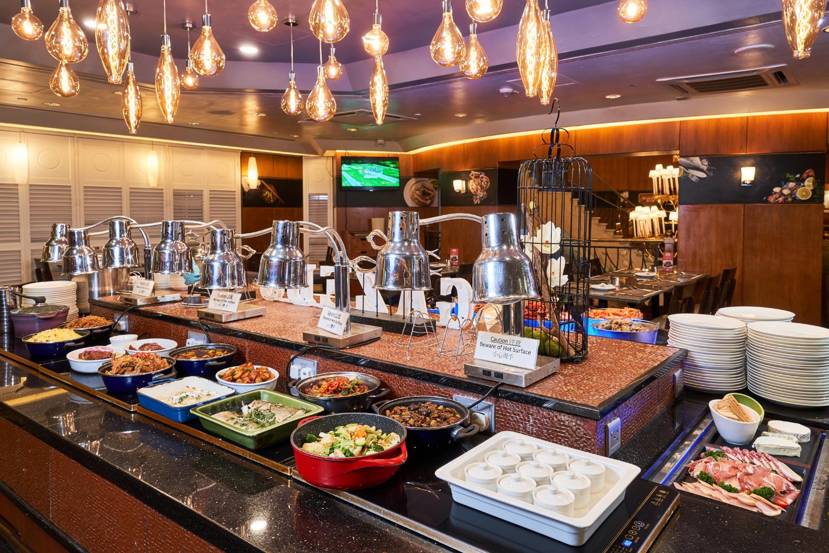 [SALE] The Gazebo Restaurant in The Charterhouse Causeway Bay Hotel