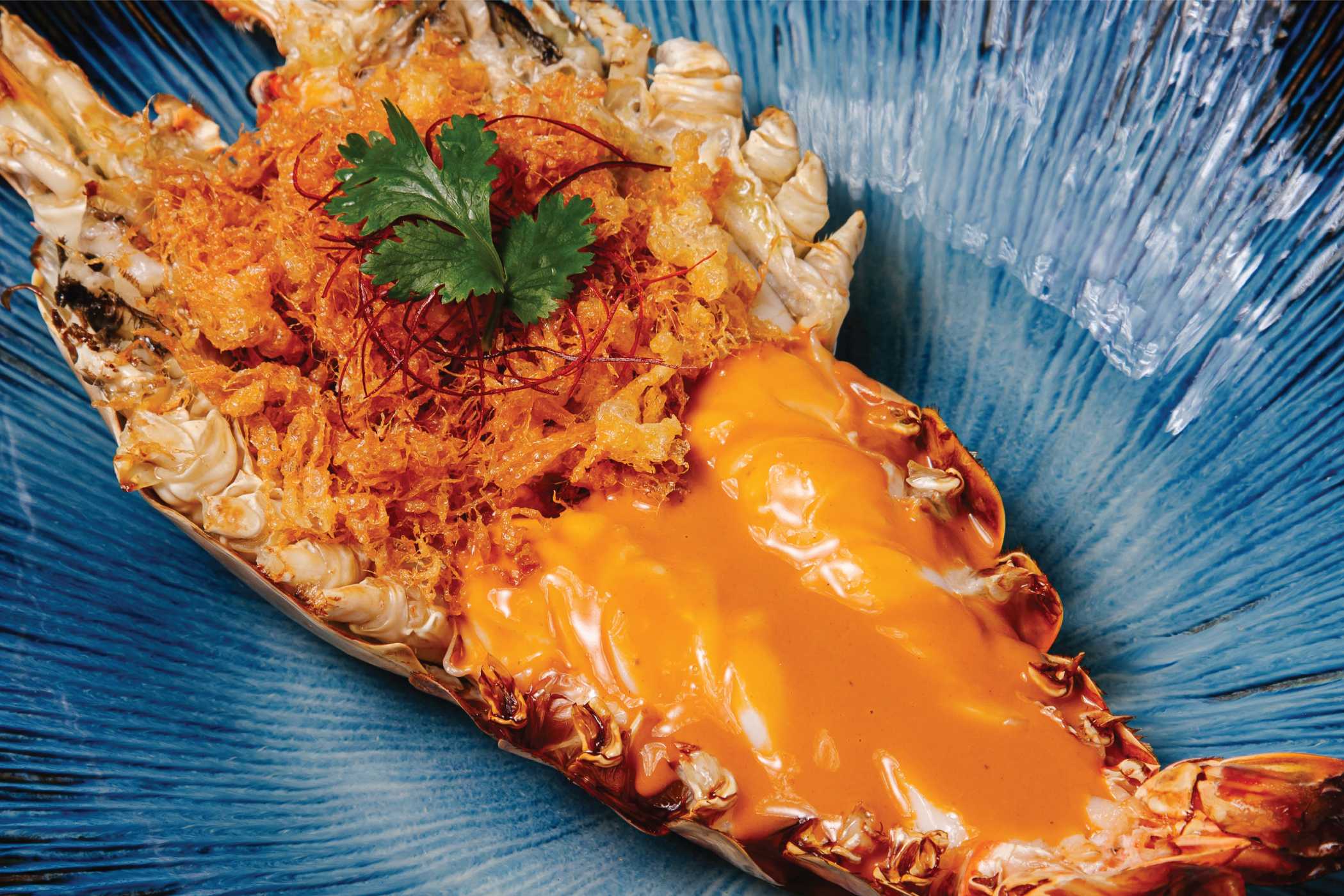 一份烤大城府大頭蝦,來自我們的雲廚房Sky Thai Kitchen,採用傳統泰式烹飪技術。 一份烤大城府大頭蝦,來自我們的雲廚房Sky Thai Kitchen,採用傳統泰式烹飪技術。