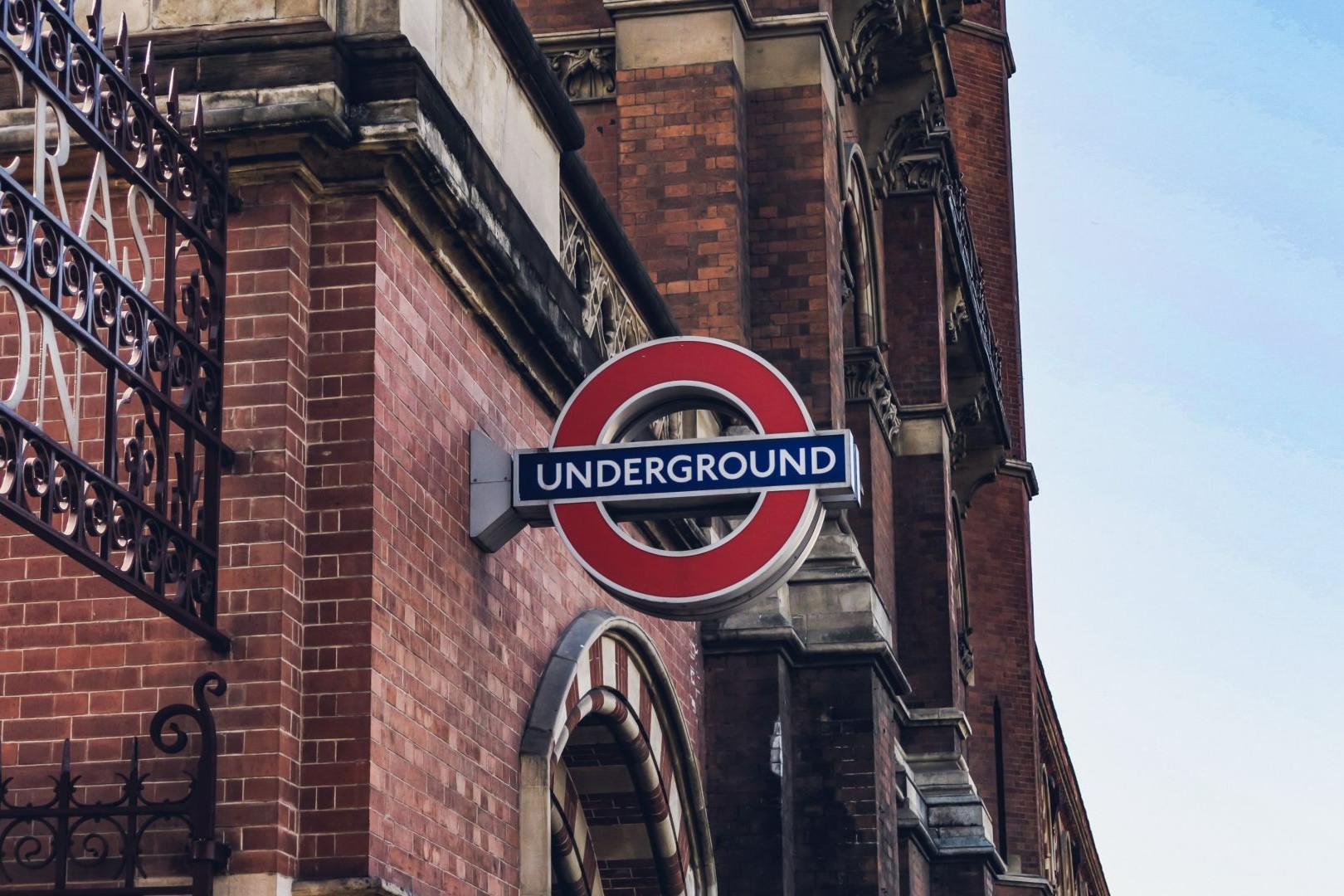 倫敦地鐵神秘徒步之旅