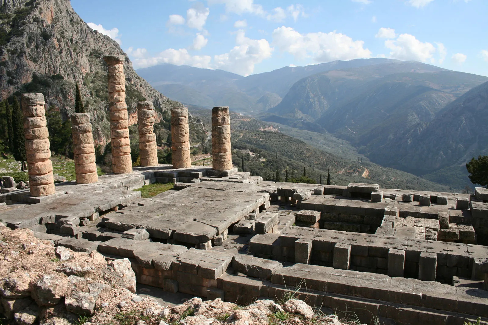 Delphi Day Trip from Athens: Explore the Oracle of Ancient Greece
