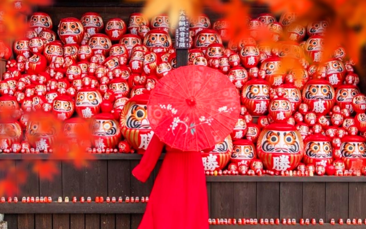 Katsuo-ji Temple New Year Blessing · Miyama Gassho Village Walk · Kyoto Arashiyama Bamboo Forest Togetsukyo Bridge Day Trip | Departure from Osaka