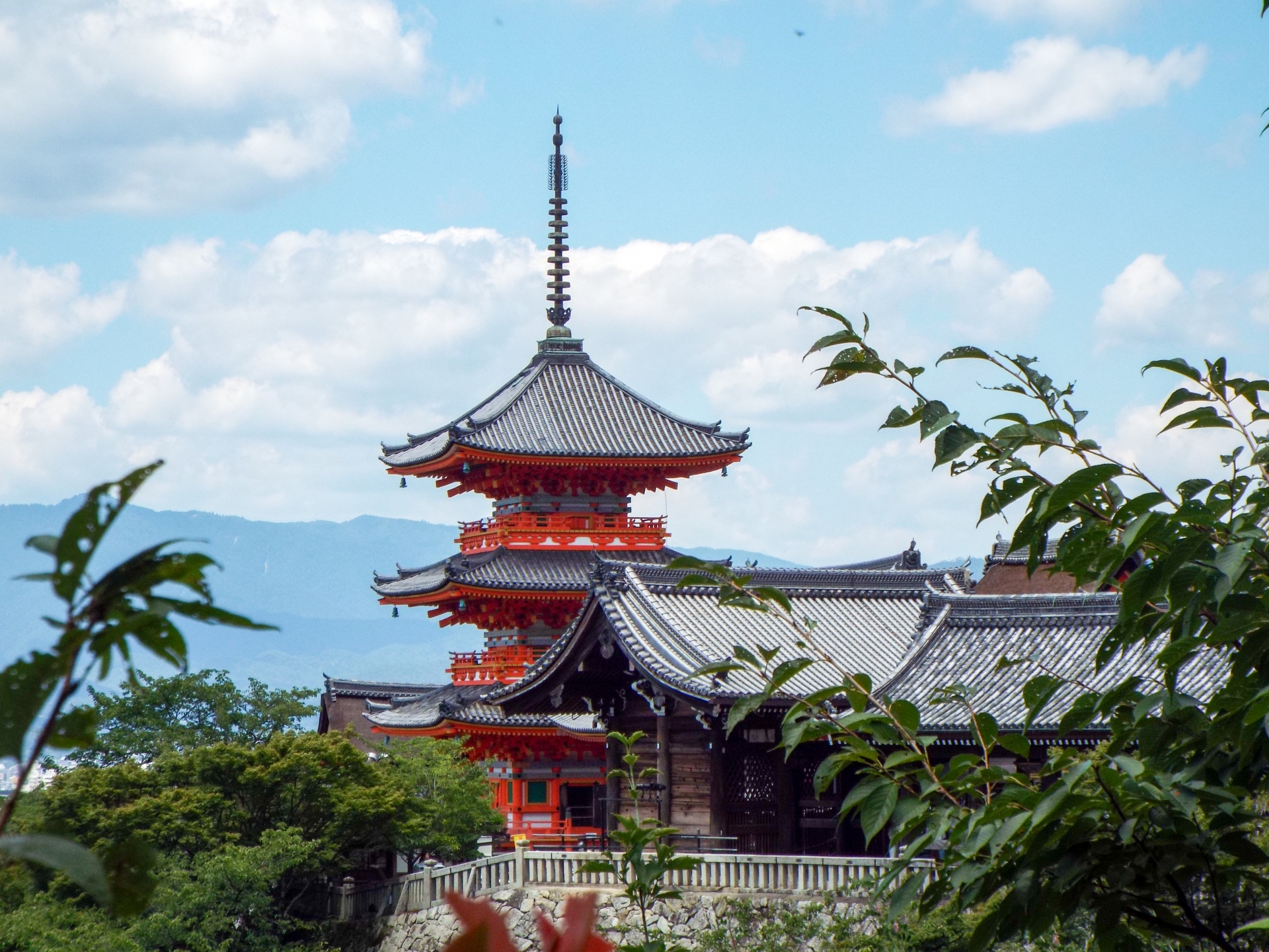 Kiyomizu, Fushimi Inari & Nara Park Day Tour (from Osaka/Kyoto)