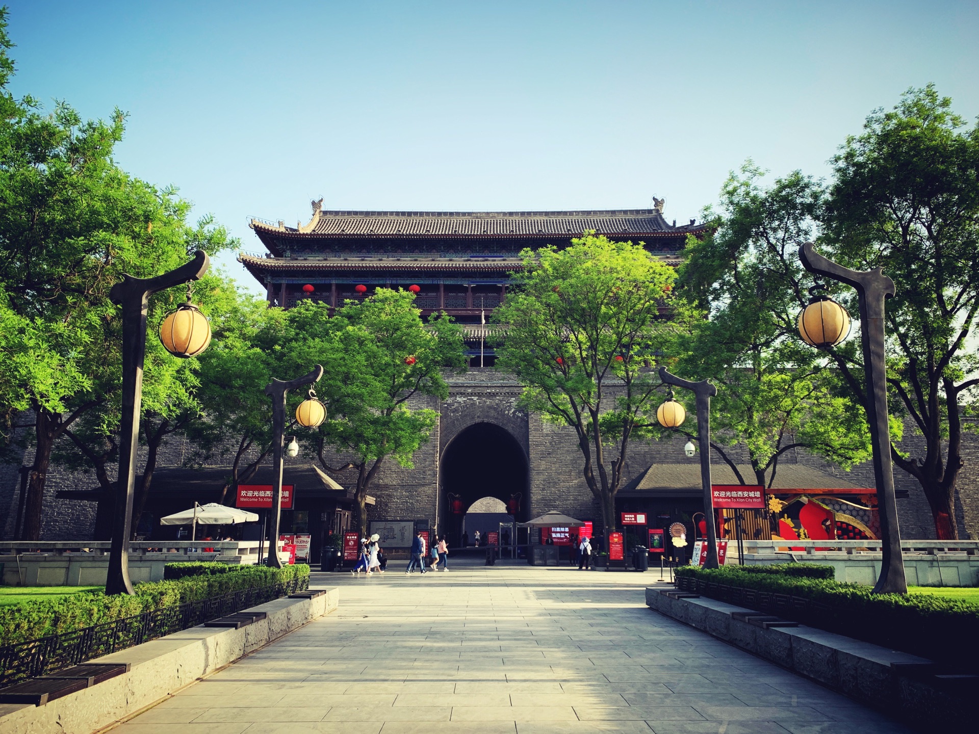 西安4天3晚跟團遊（144過境簽證推薦玩法，最多9人小團，兵馬俑+華清宮+西安城牆+大唐不夜城，贈皮影戲+漢服體驗）