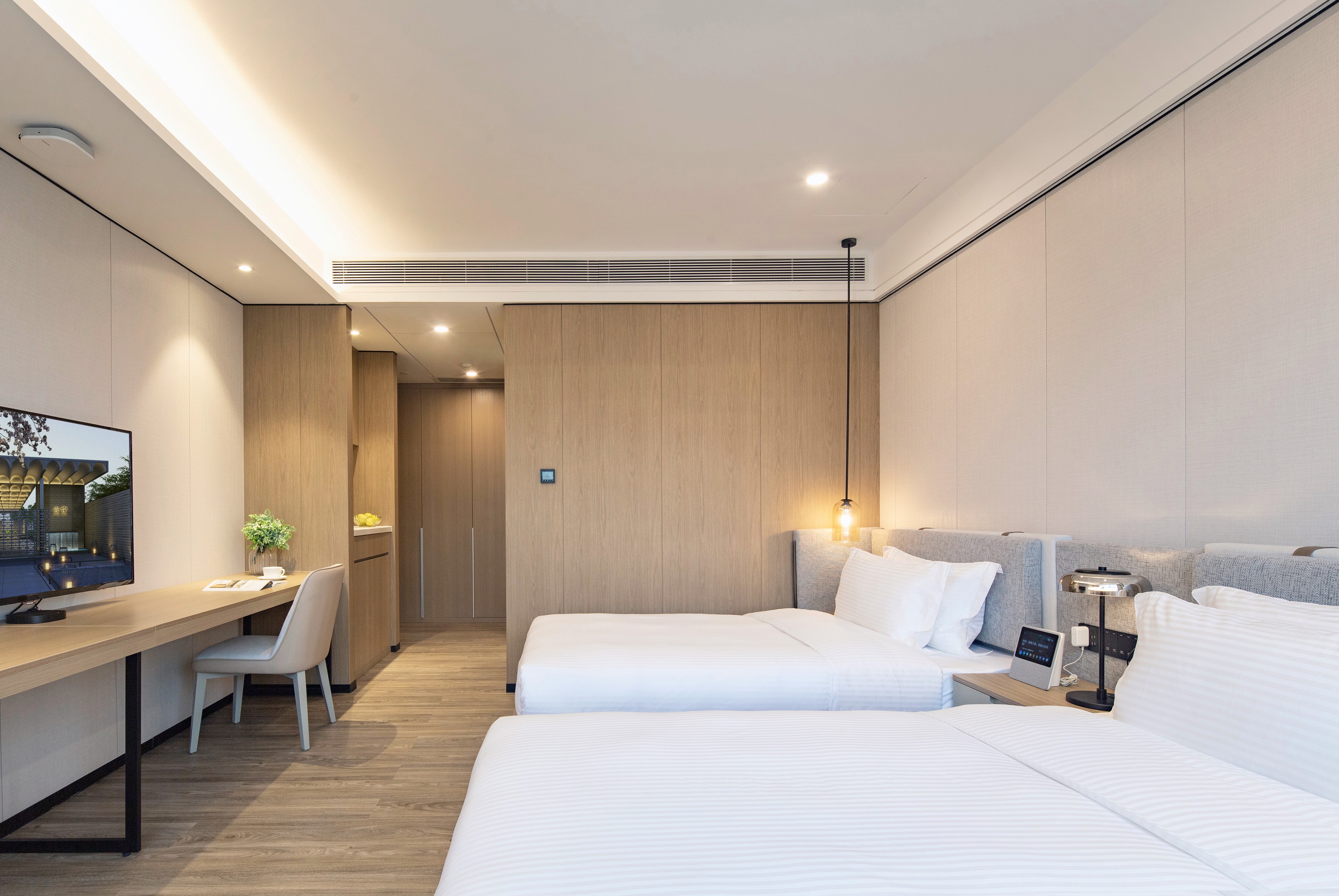 [Dongmen Business District] Shenzhen Dongmen Yitang Service Apartment Accommodation Package