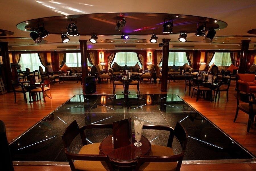 Enjoy 2 nights Nile cruise from Luxor to Aswan,Hot deal