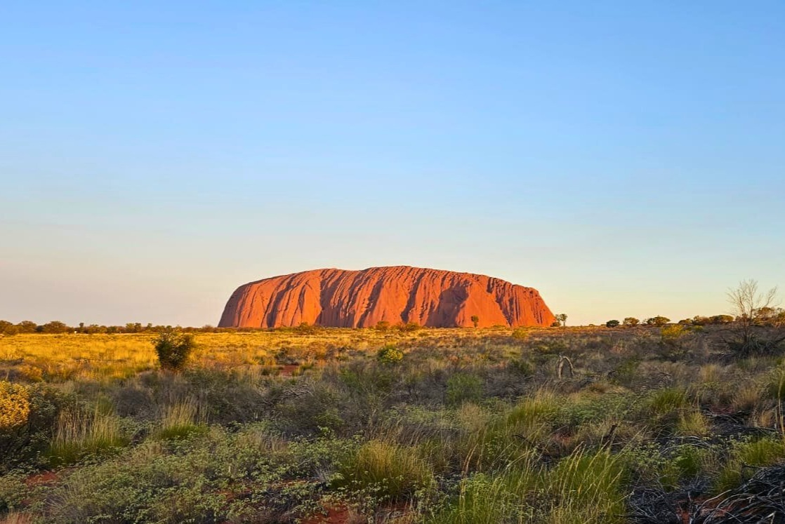 烏魯魯 (Uluru) 2天1夜過夜之旅