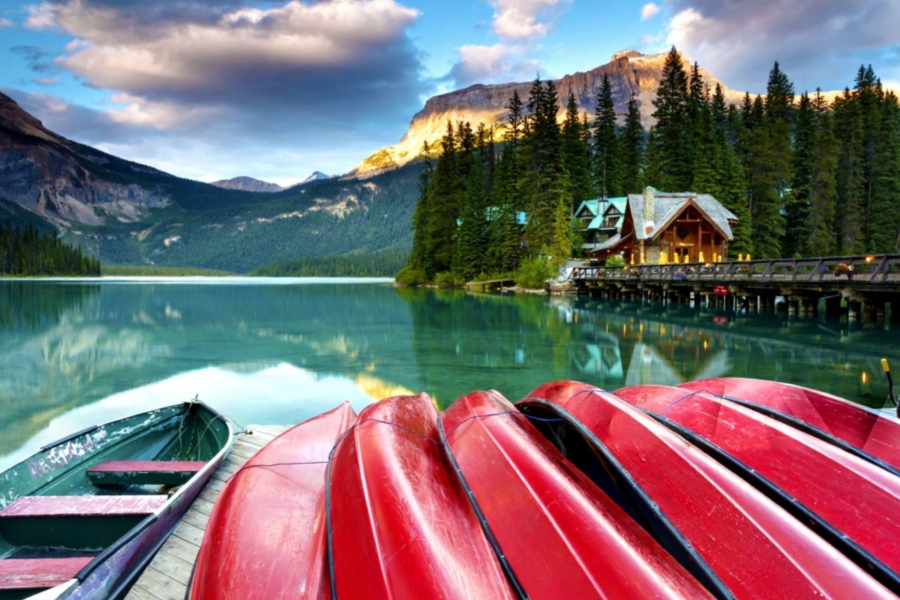 Emerald Lake offers serene turquoise beauty nestled in Yoho’s dramatic landscapes