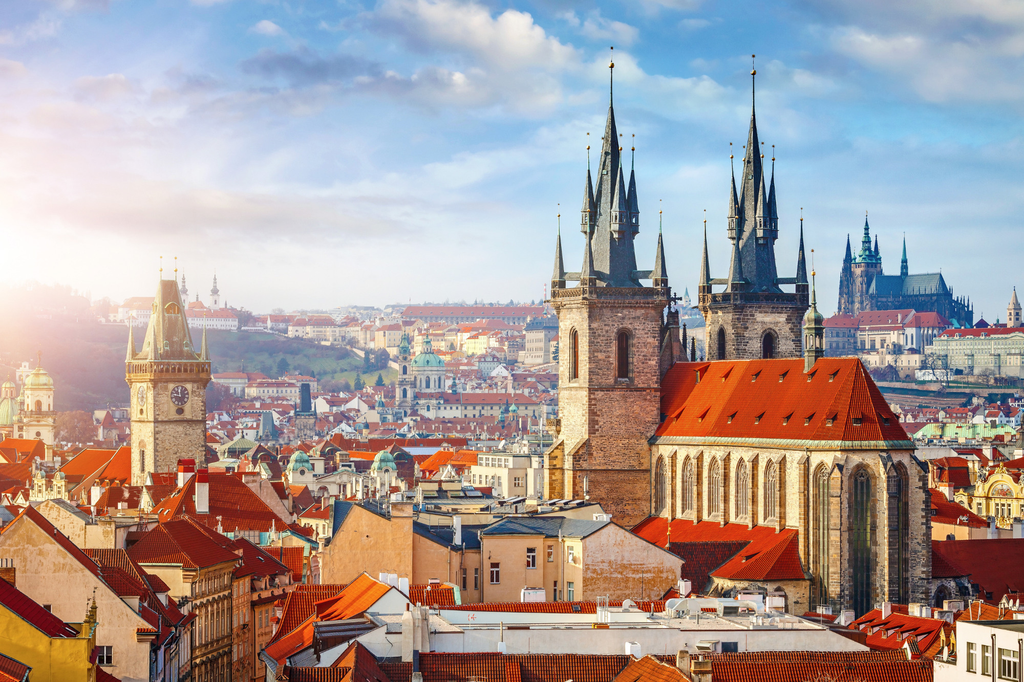 Prague Scavenger Hunt and City Highlights Day Trip