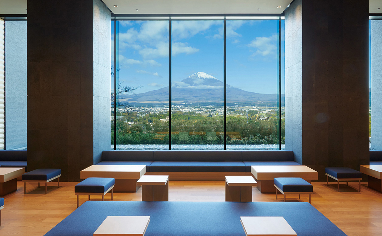 富士山五合+新倉山淺間公園+忍野八海+御殿場奧萊