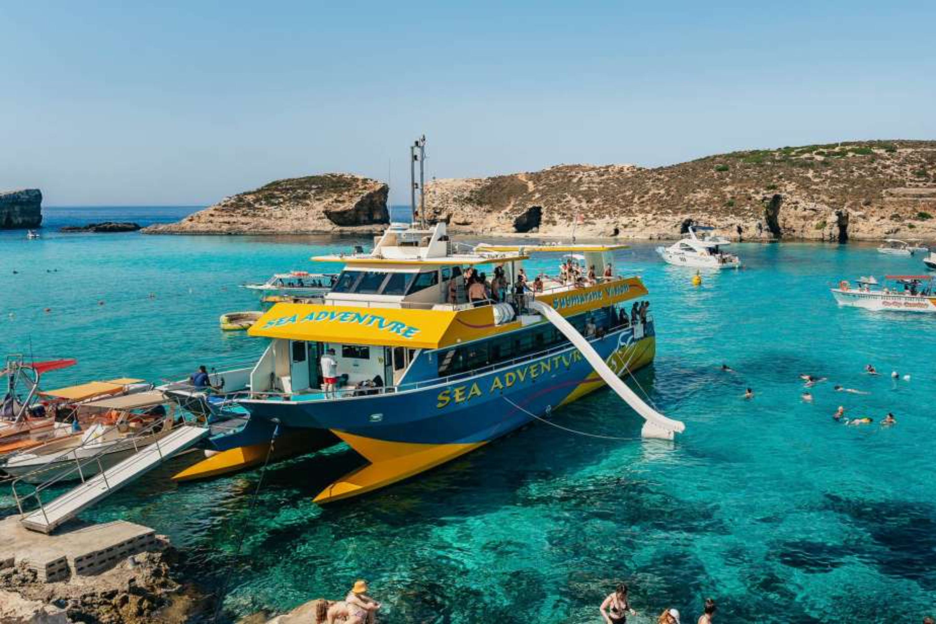 Gozo, Comino, Crystal, and Blue Lagoon Sightseeing Cruise Trip