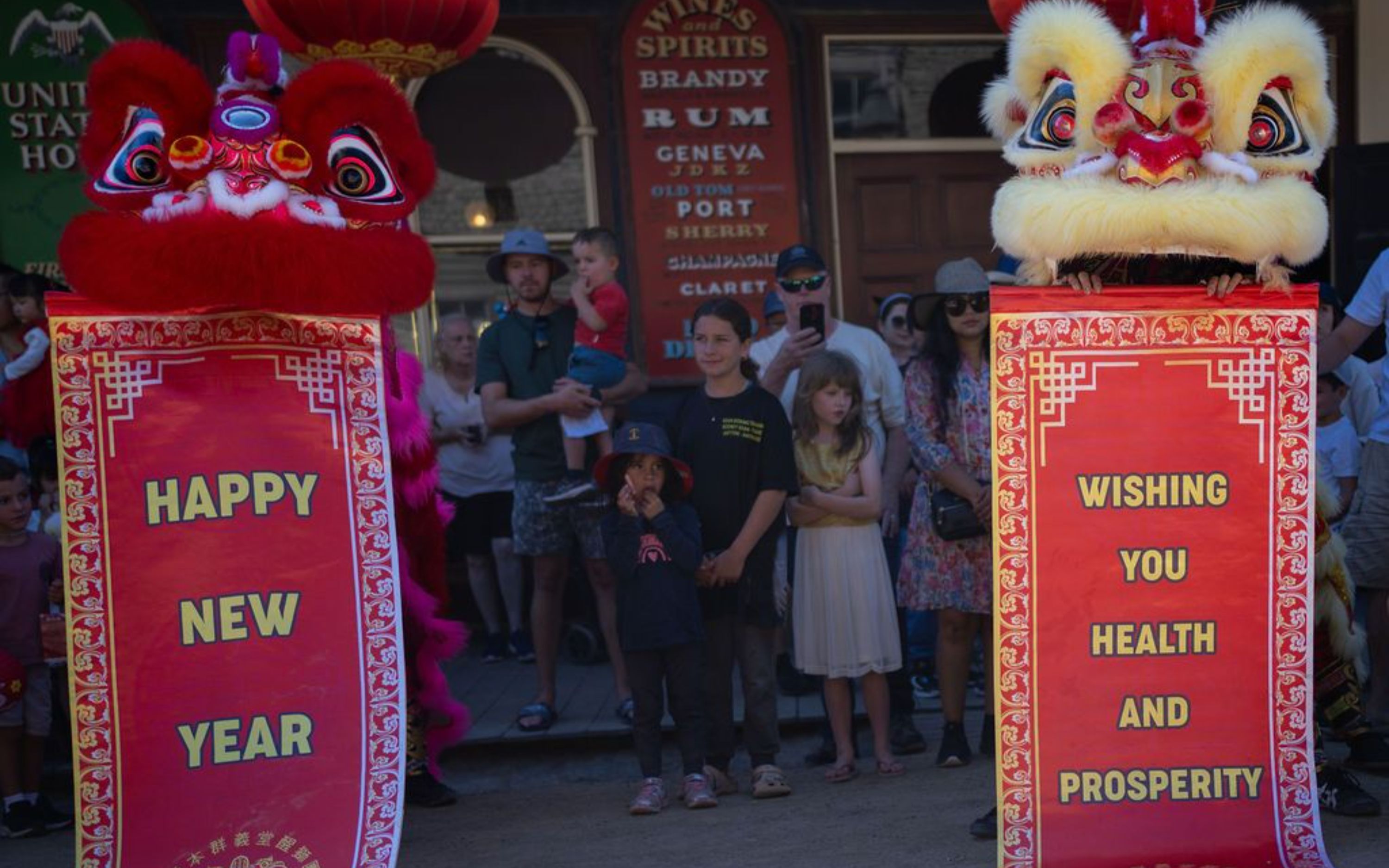 以音樂、舞蹈、文化和美食慶祝農曆新年傳統