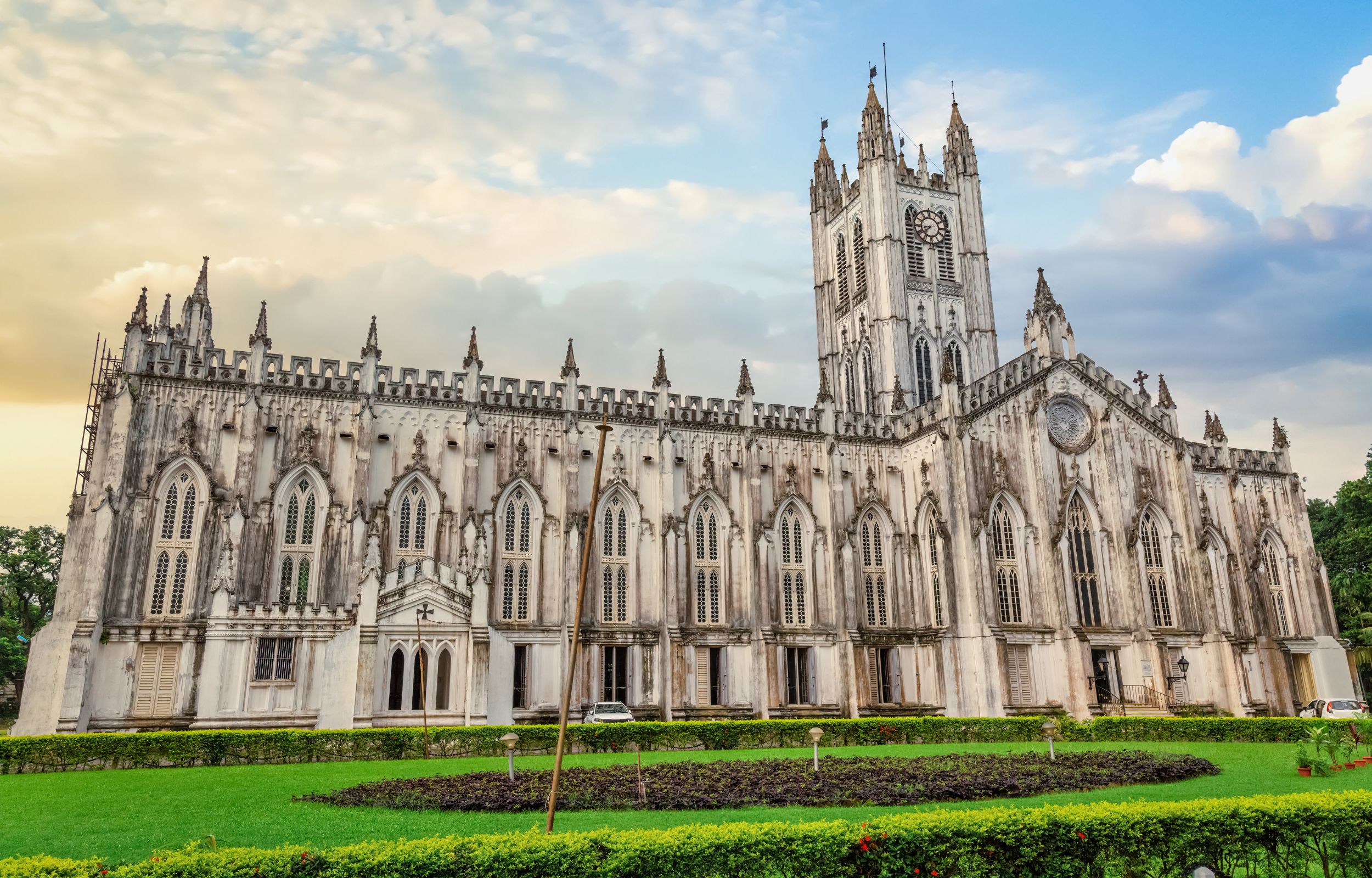 Kolkata: Full-Day Spirituality & Temples Tour