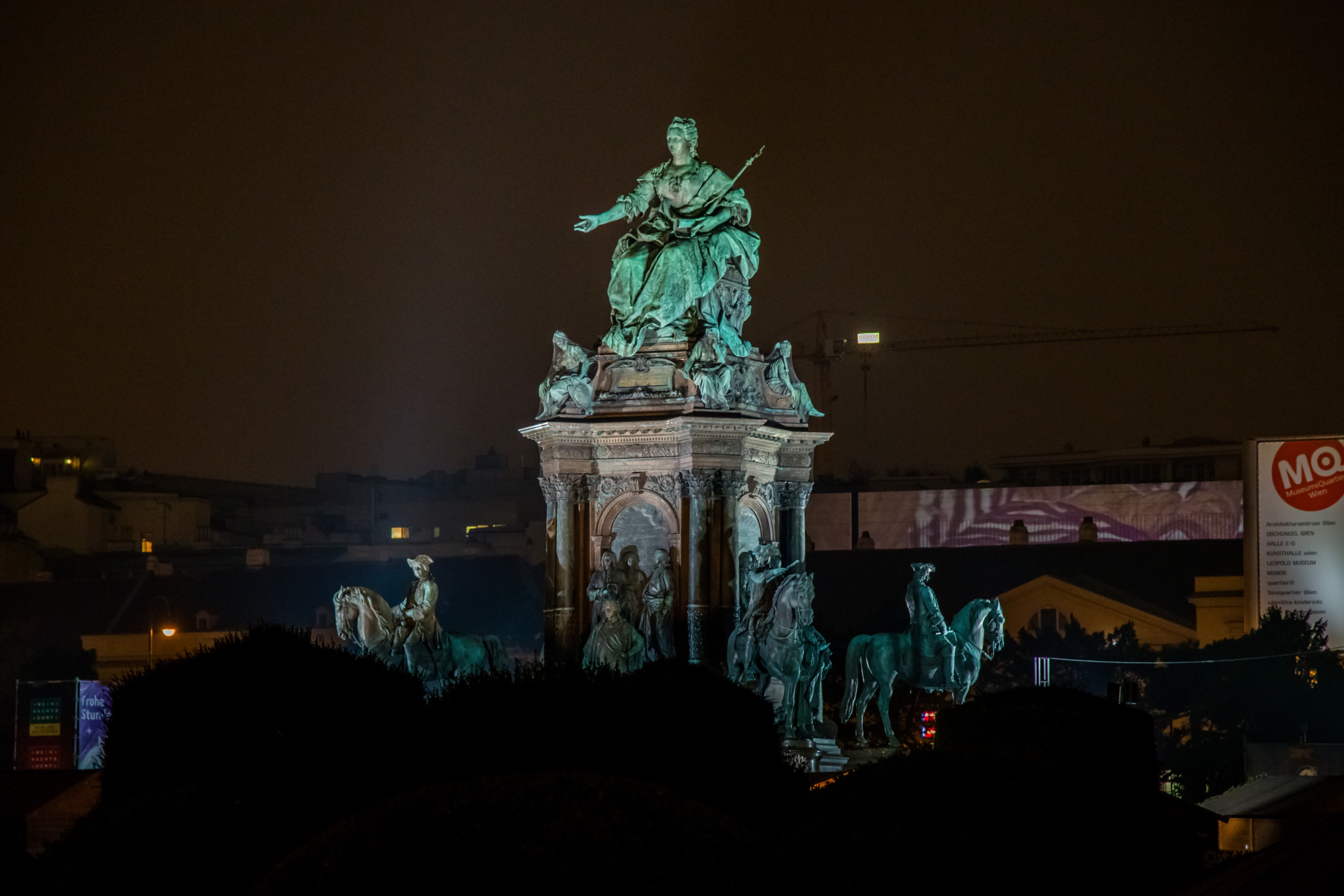 Vienna Big Bus Night Tour with Live Guide