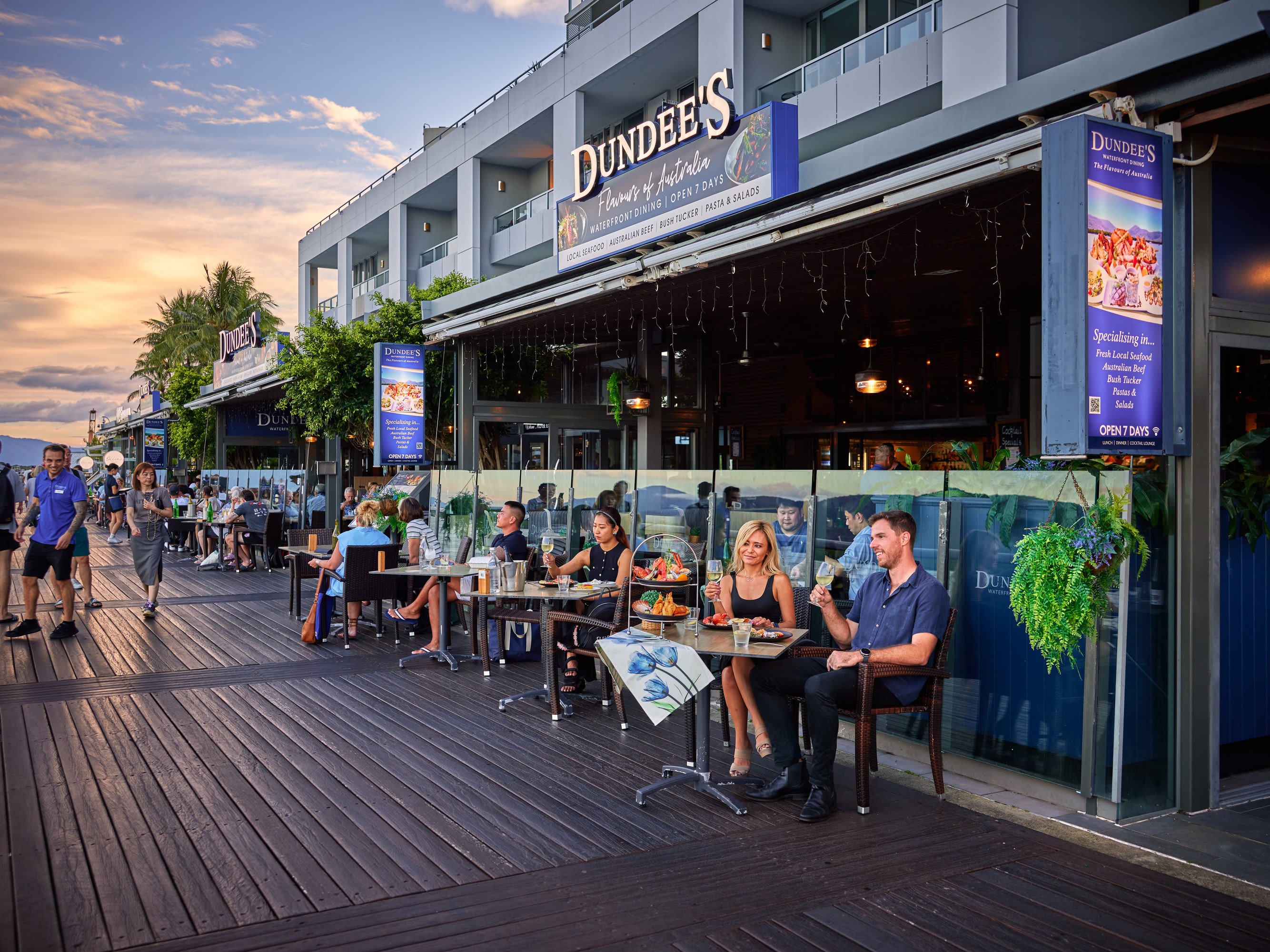 Dundee's At The Waterfront Dining Experience In Cairns