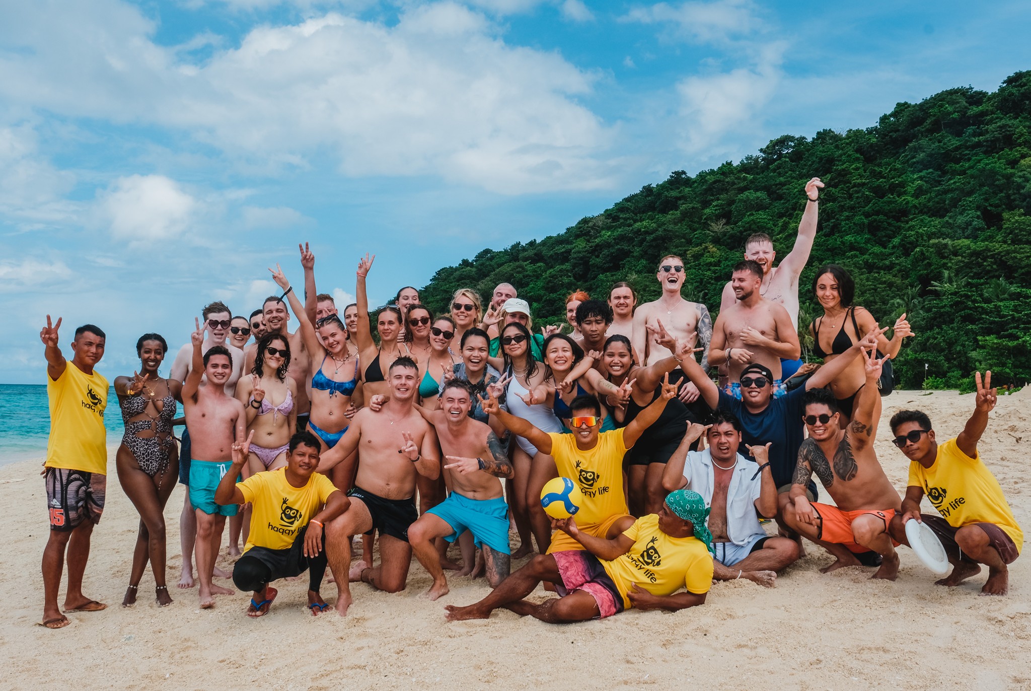 Boracay Island Hopping w/ Cliff Jumping & Sunset Boat Party Cruise