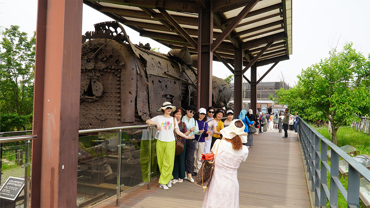 North Korea Experience Hall & DMZ Tour