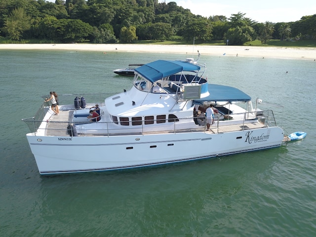 Singapore Private Catamaran Charter by Zenithyachtcharters