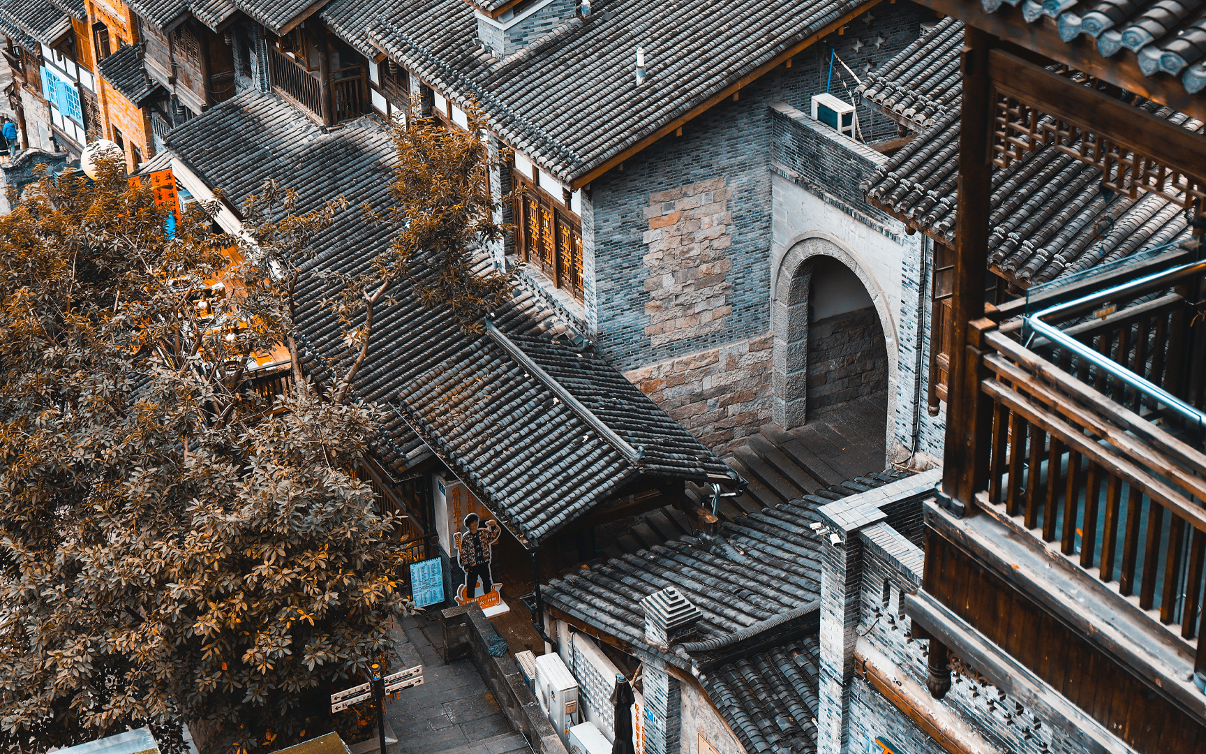 Ciqikou Old Town & Yangtze Cableway Small Group Tour