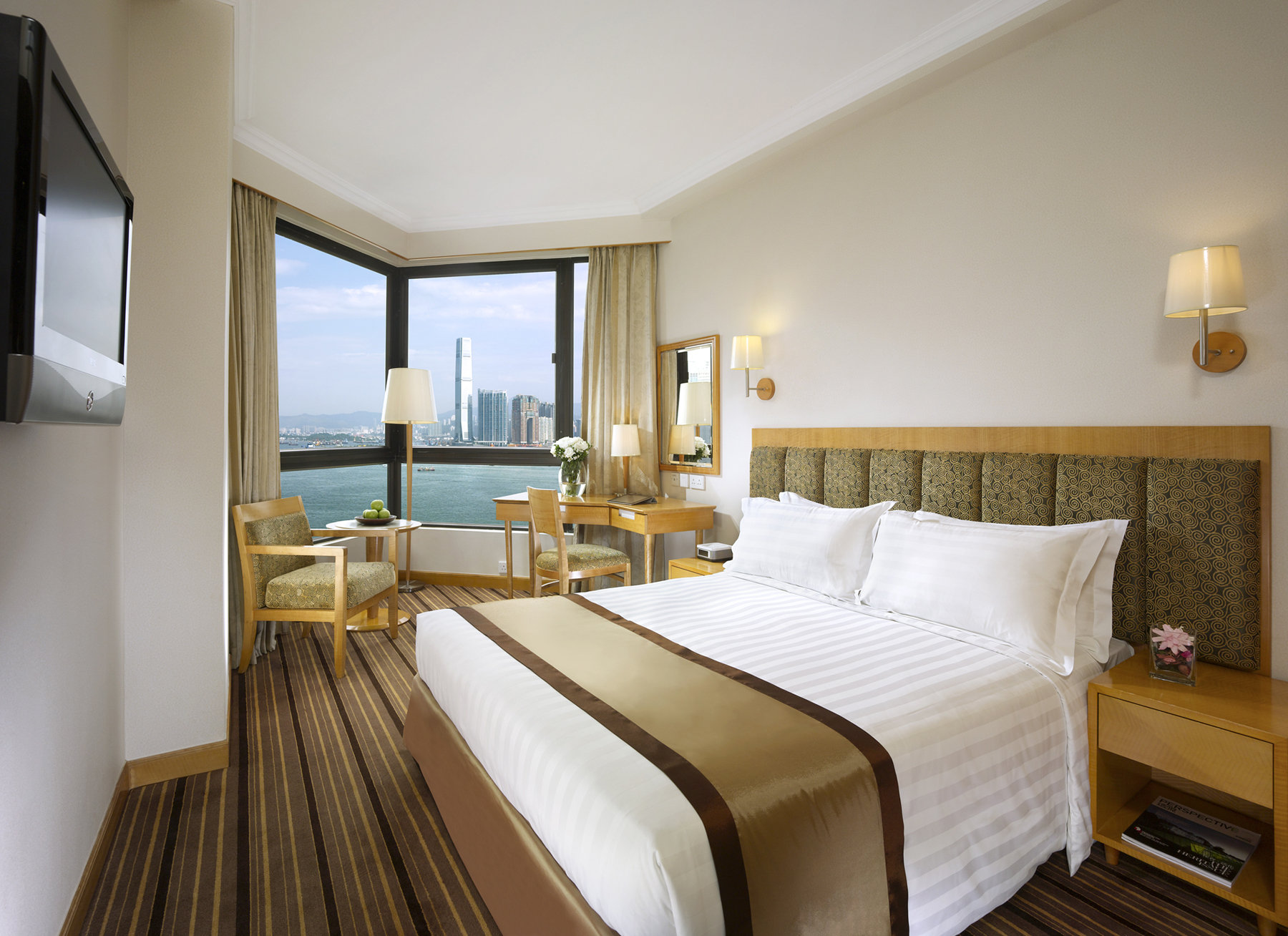 Exclusive: The Harbourview Staycation Package