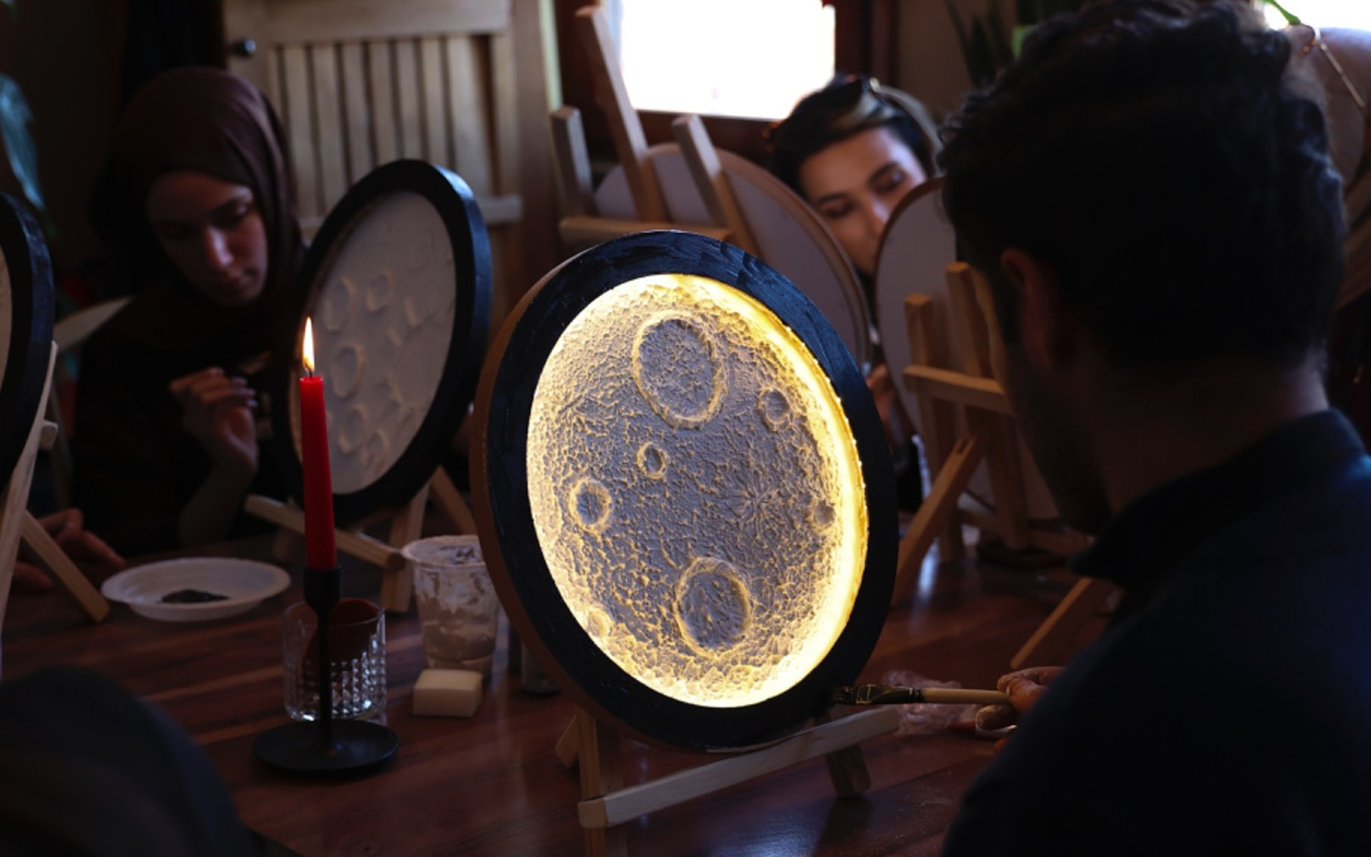 Moonlight Relief Art Workshop in Istanbul