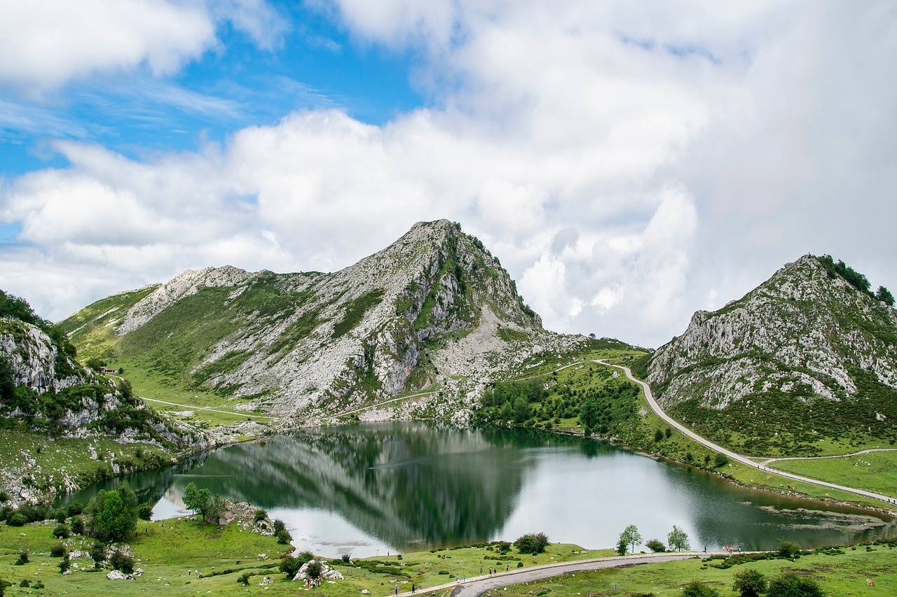Covadonga, Cangas de Onis, and Lastres Tour from Oviedo