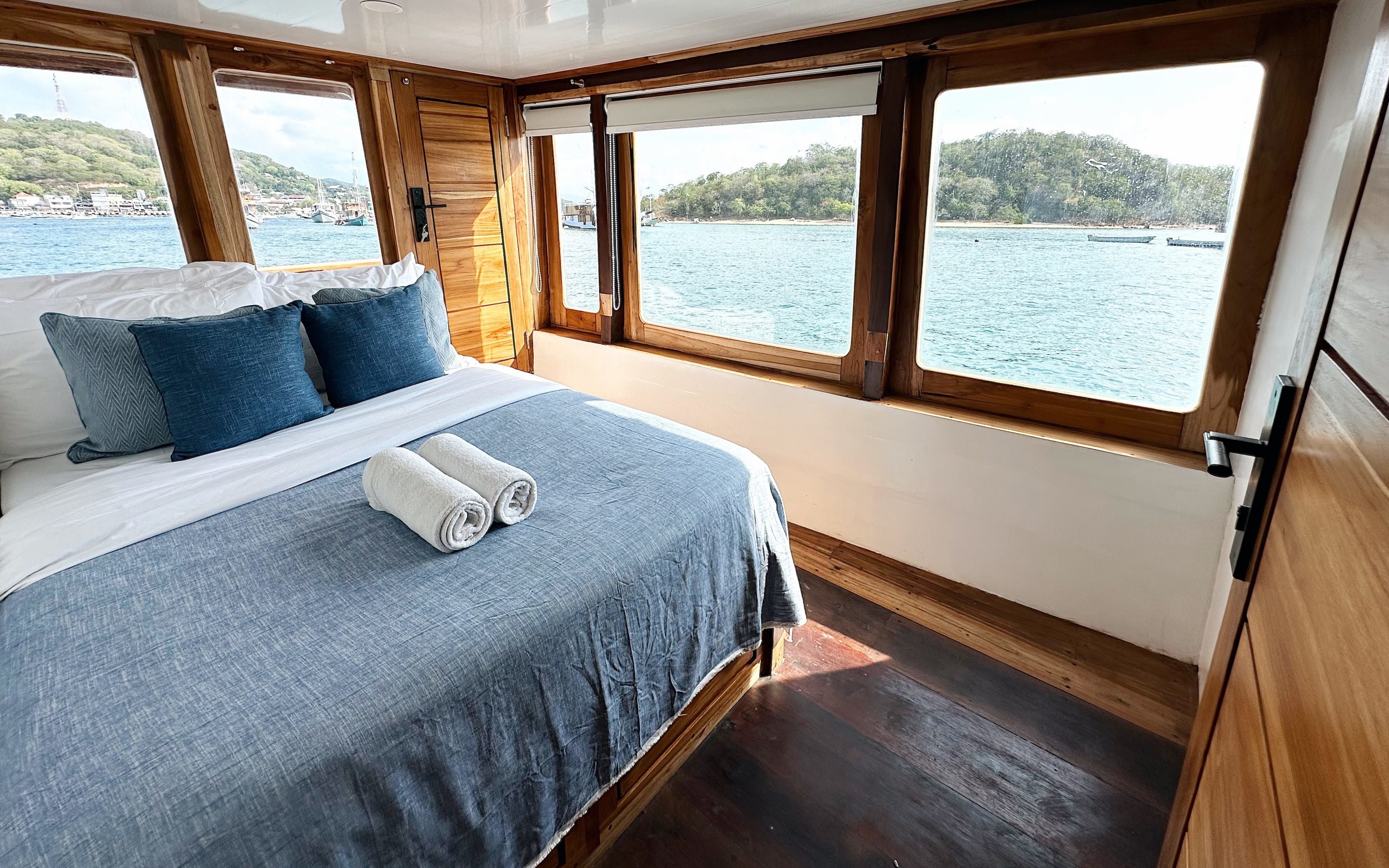 3D2N Komodo Sailing Boat Tour from Labuan Bajo by Sailnesia