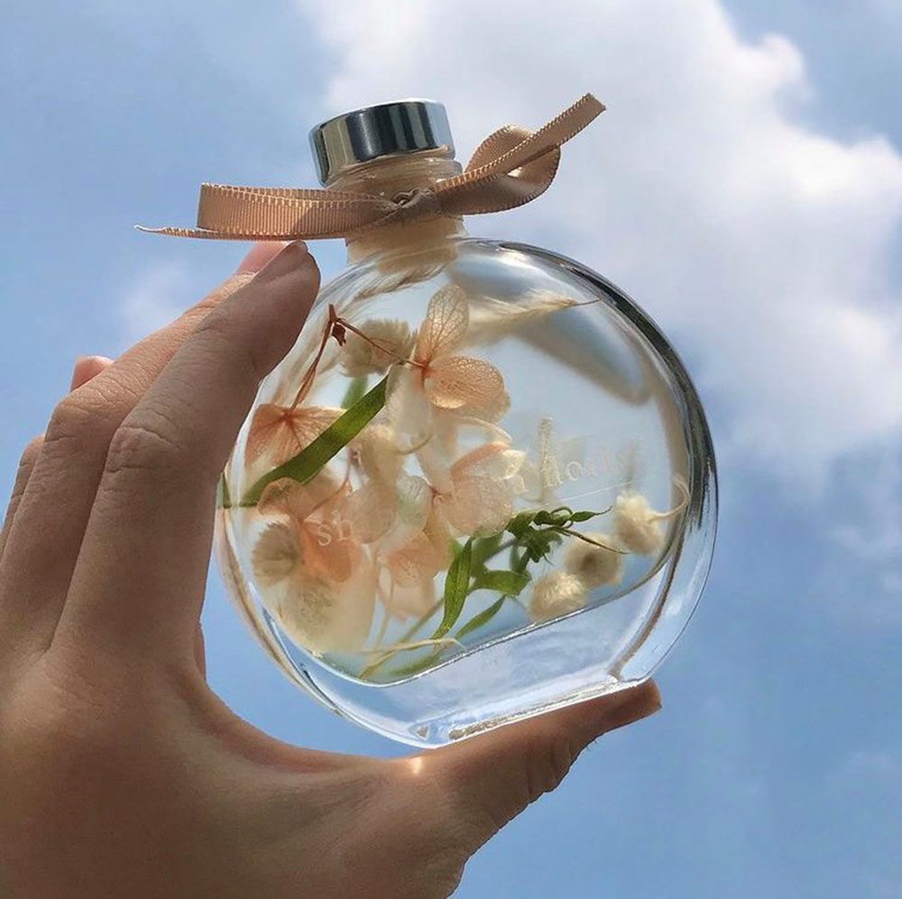 Taichung: Floating Flower Diffuser Handmade Experience