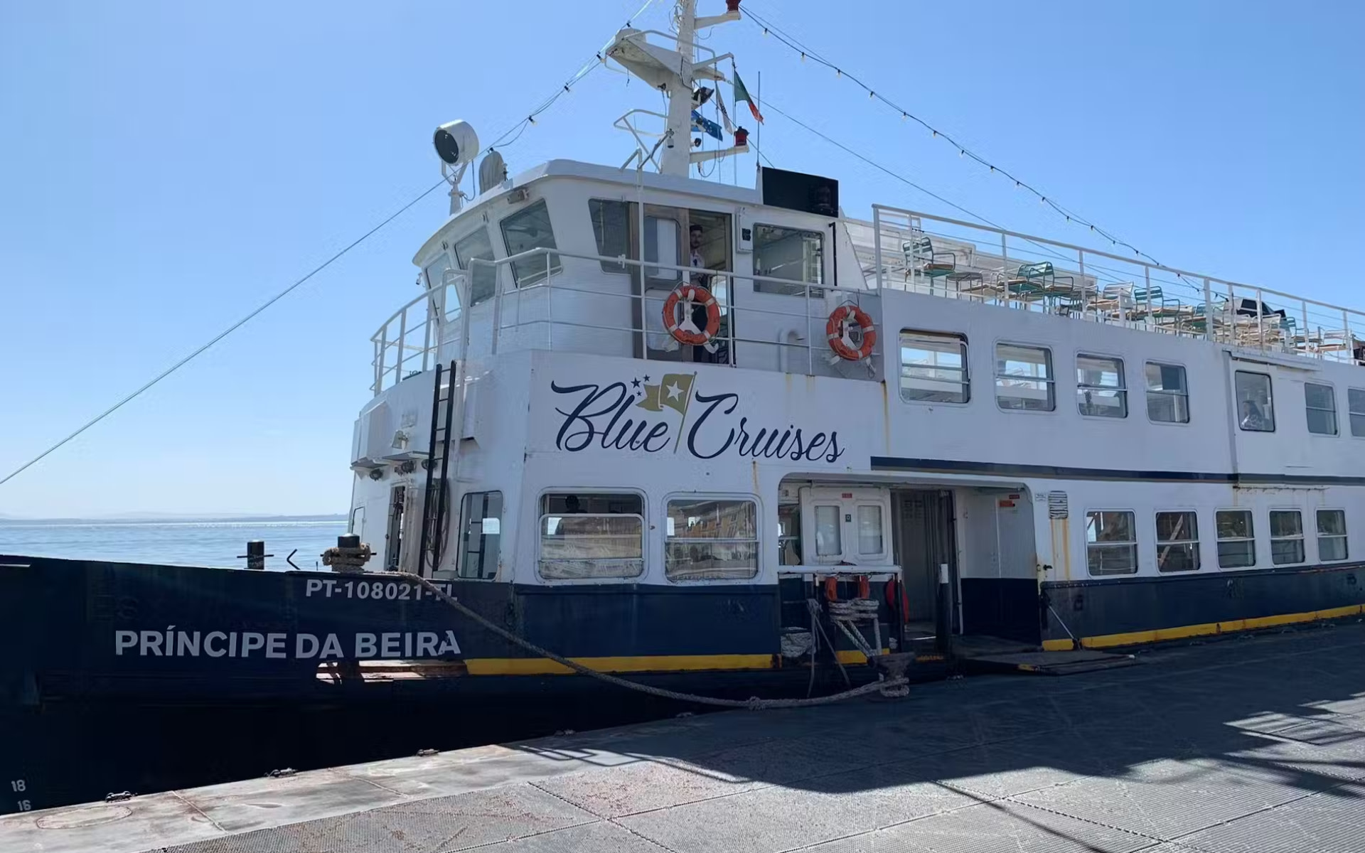 Board the Principe da Beira boat for a relaxing Tagus River journey