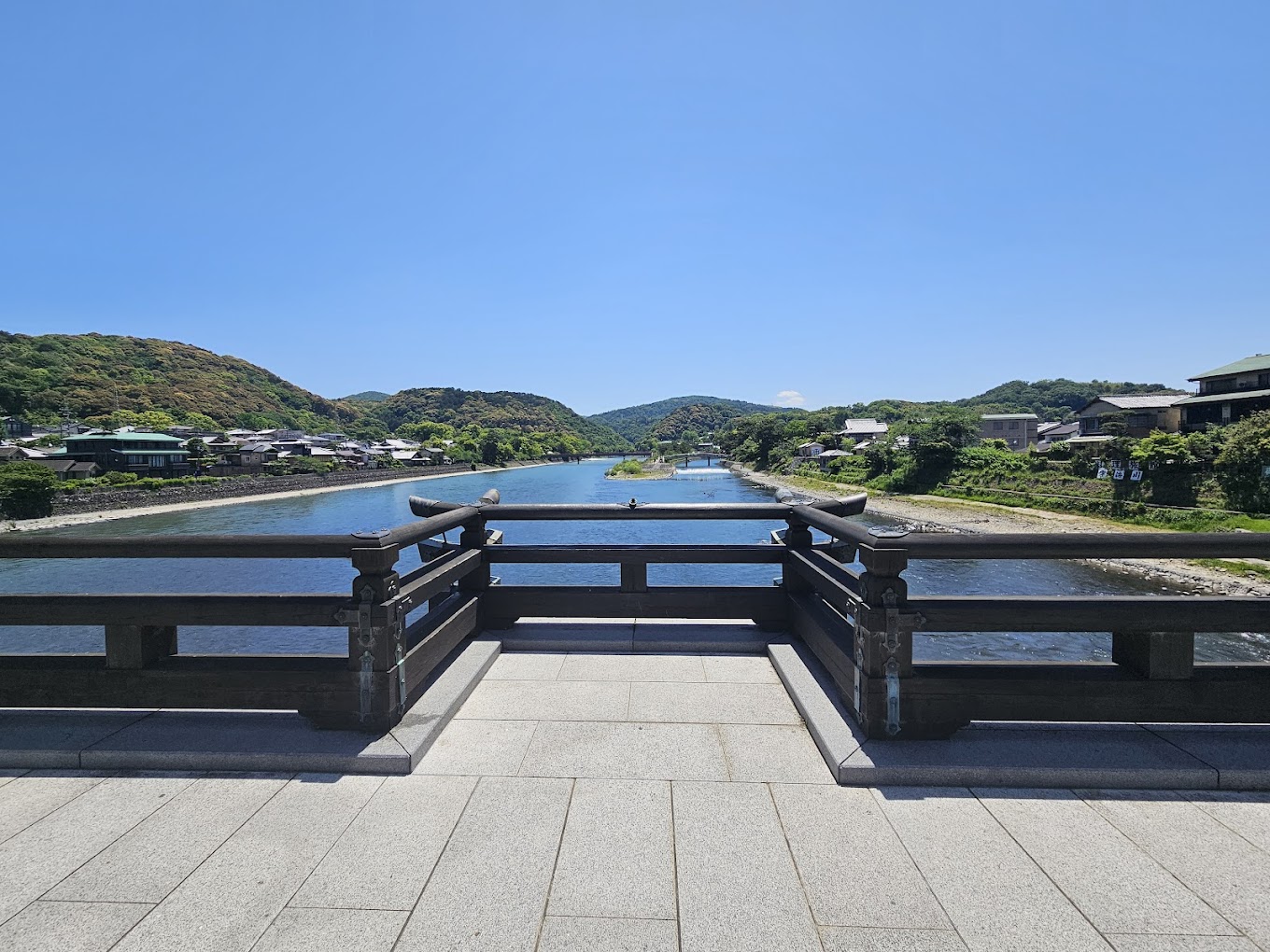 【京都&奈良&宇治一日遊】奈良公園萌鹿&伏見稻荷大社千本鳥居&世界文化遺產東大寺&平等院&宇治抹茶美食街&宇治川&宇治公園&朝霧橋一日遊