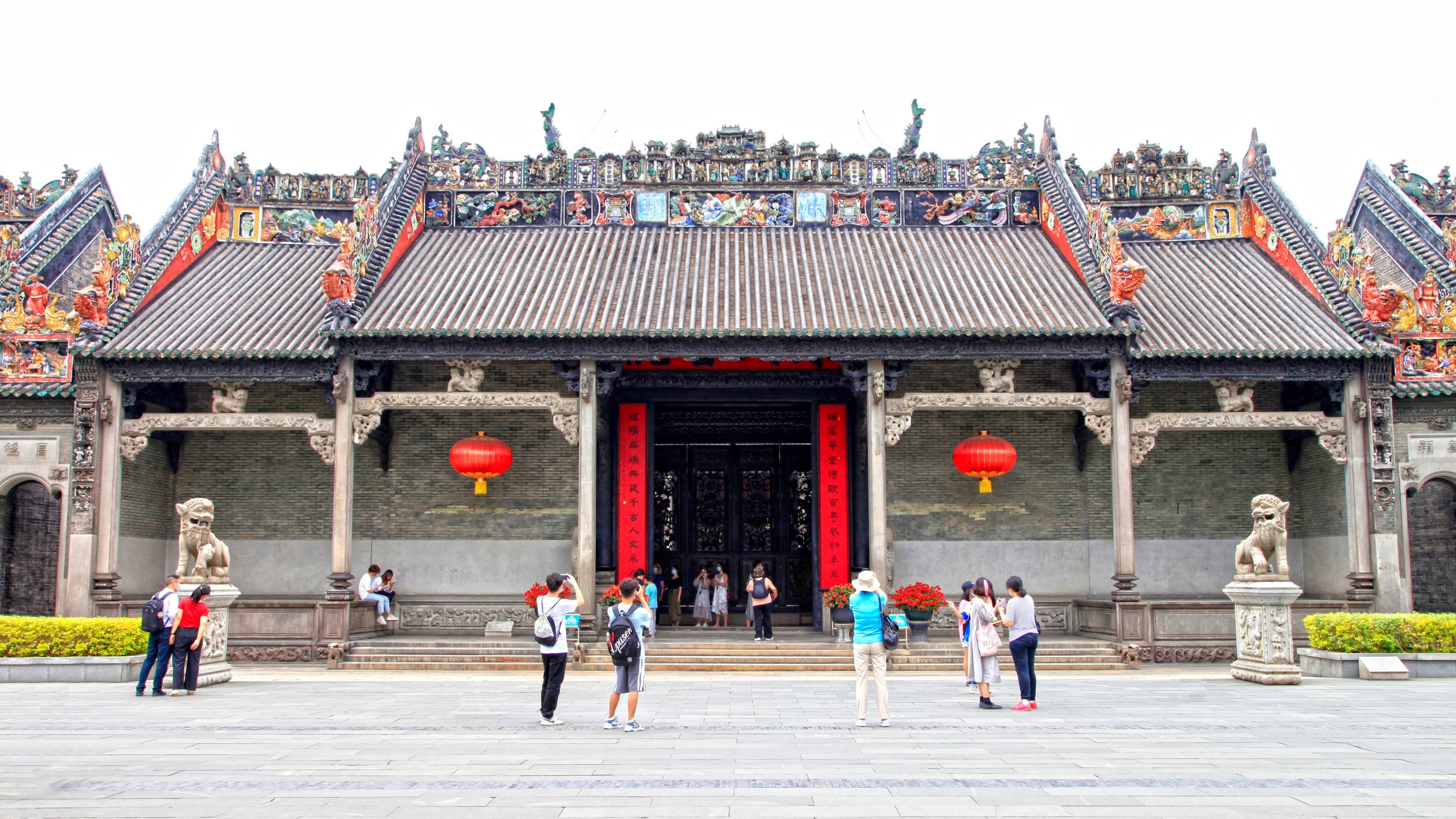 廣州美食探索一日遊（私家小團+包車遊覽+陳家祠+永慶坊+聖心大教堂+北京路+珠江夜遊）