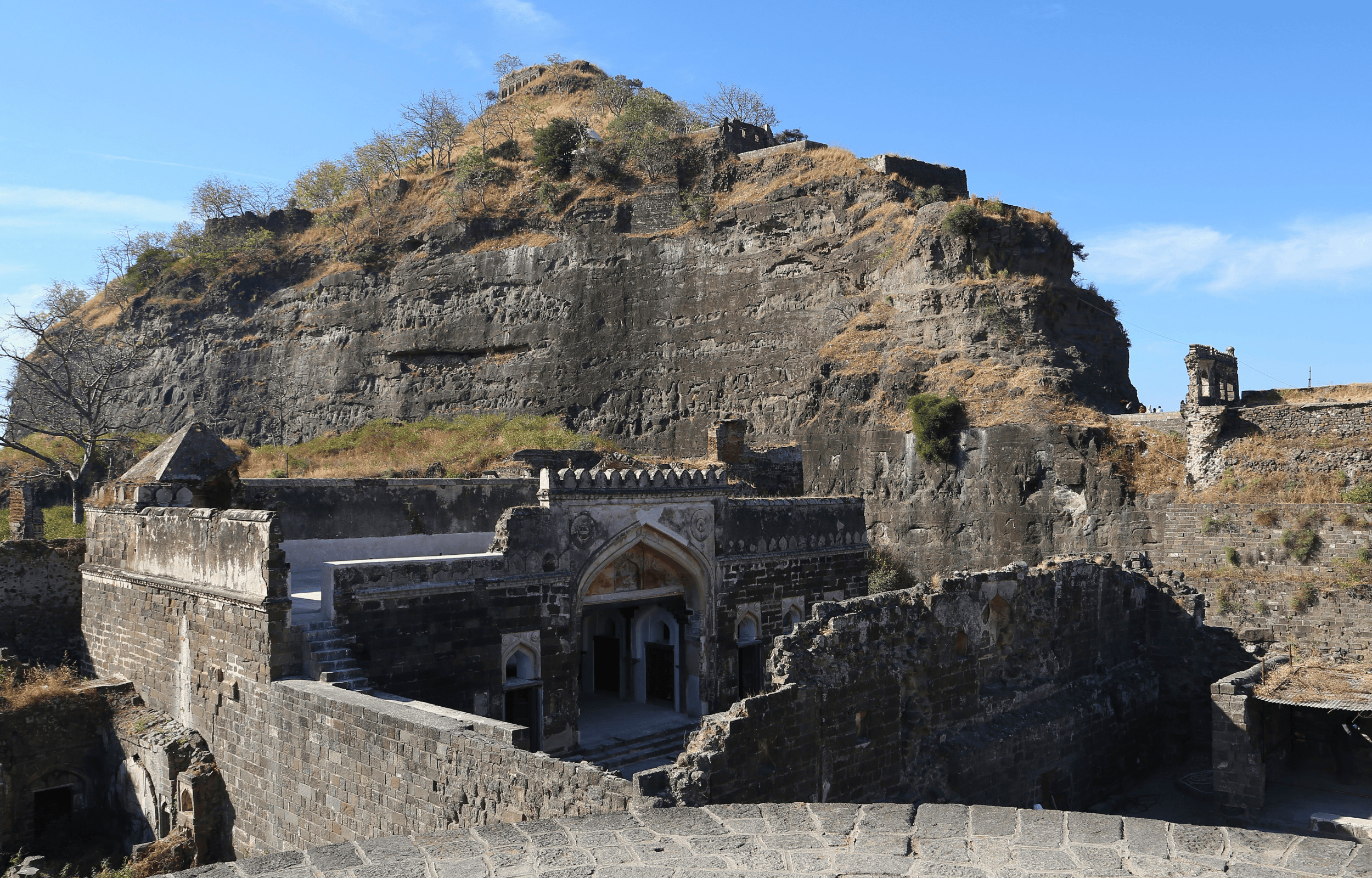 Daulatabad Fort Entry Ticket with Optional Guide
