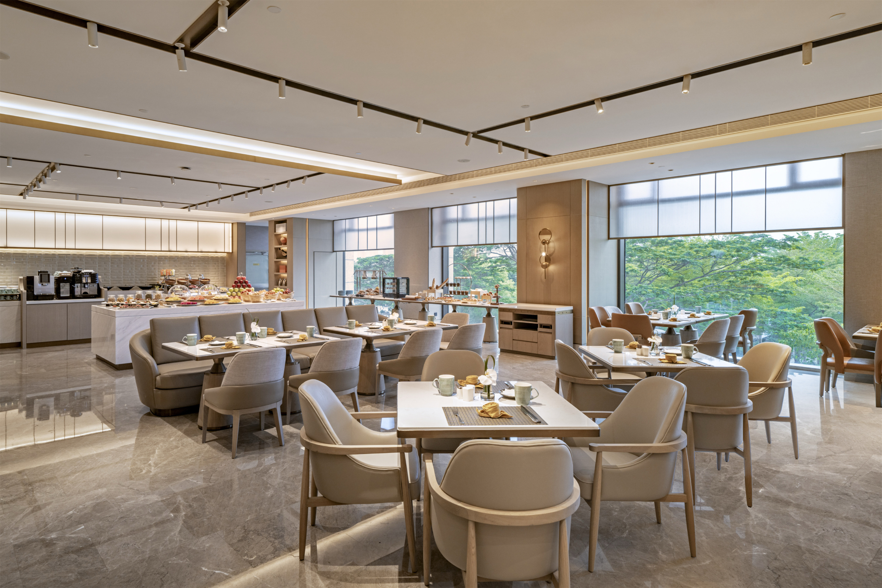 【Near Shenzhen Bay Port】DoubleTree by Hilton Hotel & Residences Shenzhen Nanshan Accommodation Package | Hilton Group | Free Suite Upgrade for Some Products on Weekends